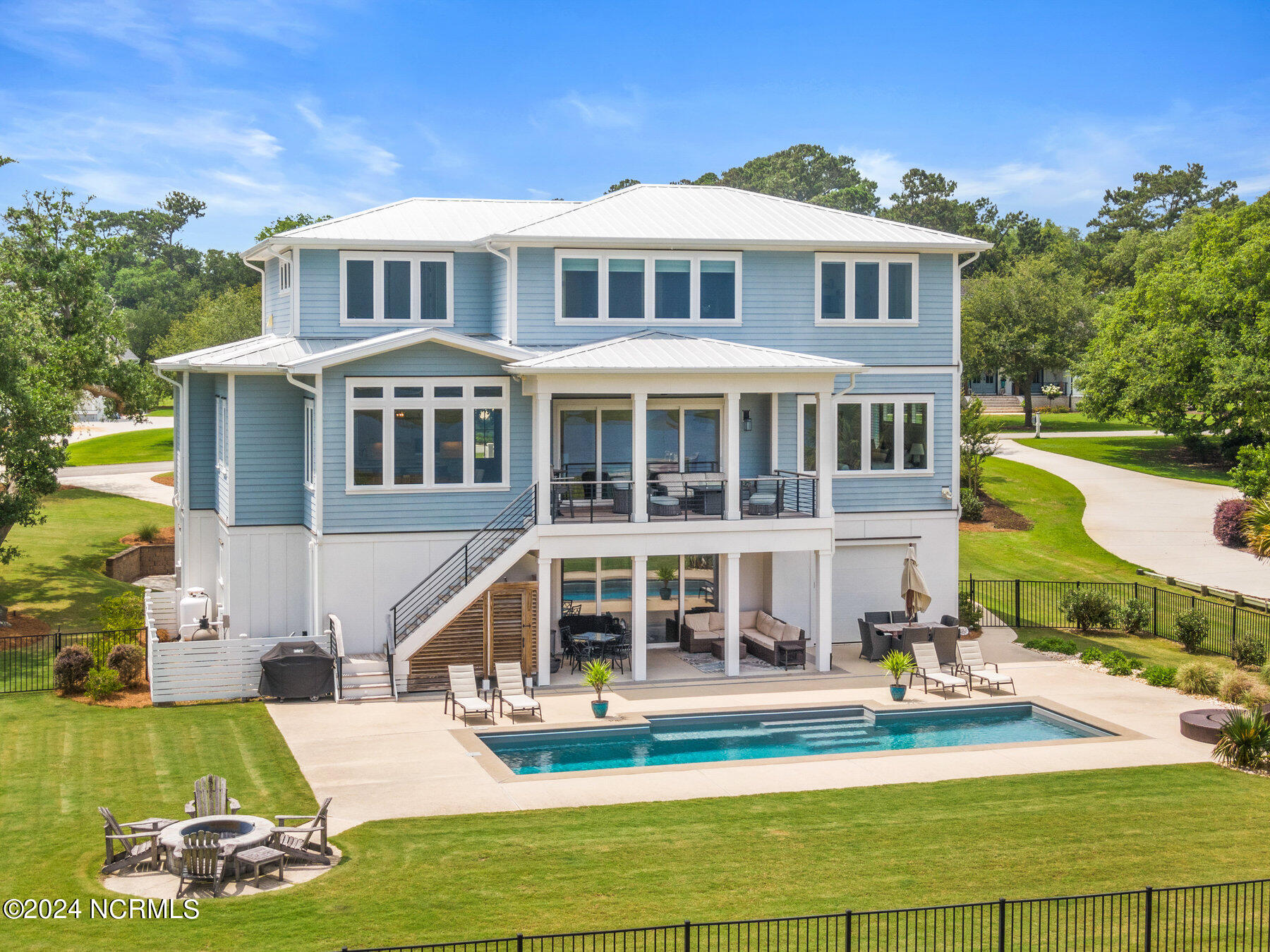 320 Ballast Point Road