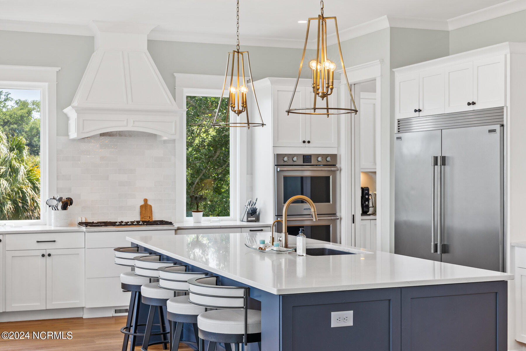 320 Ballast Point Road