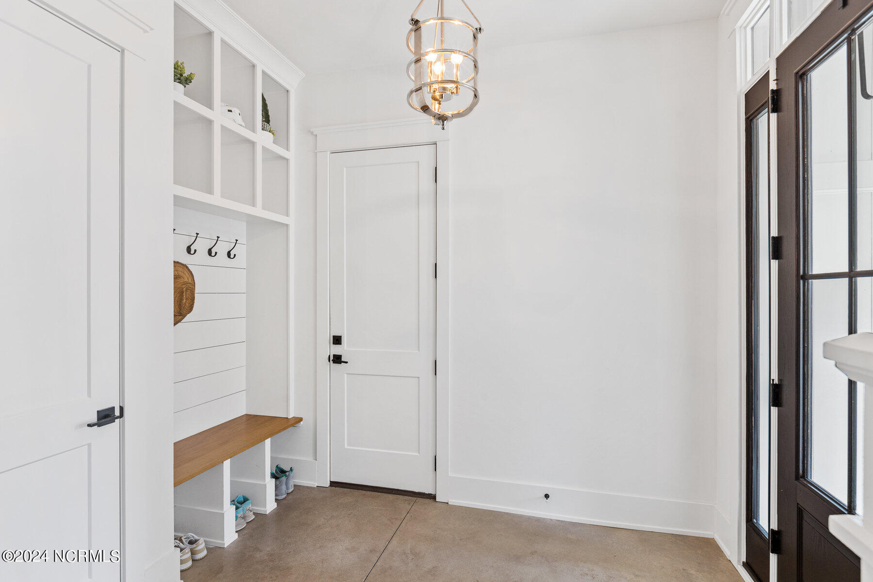 320 Ballast Point Road