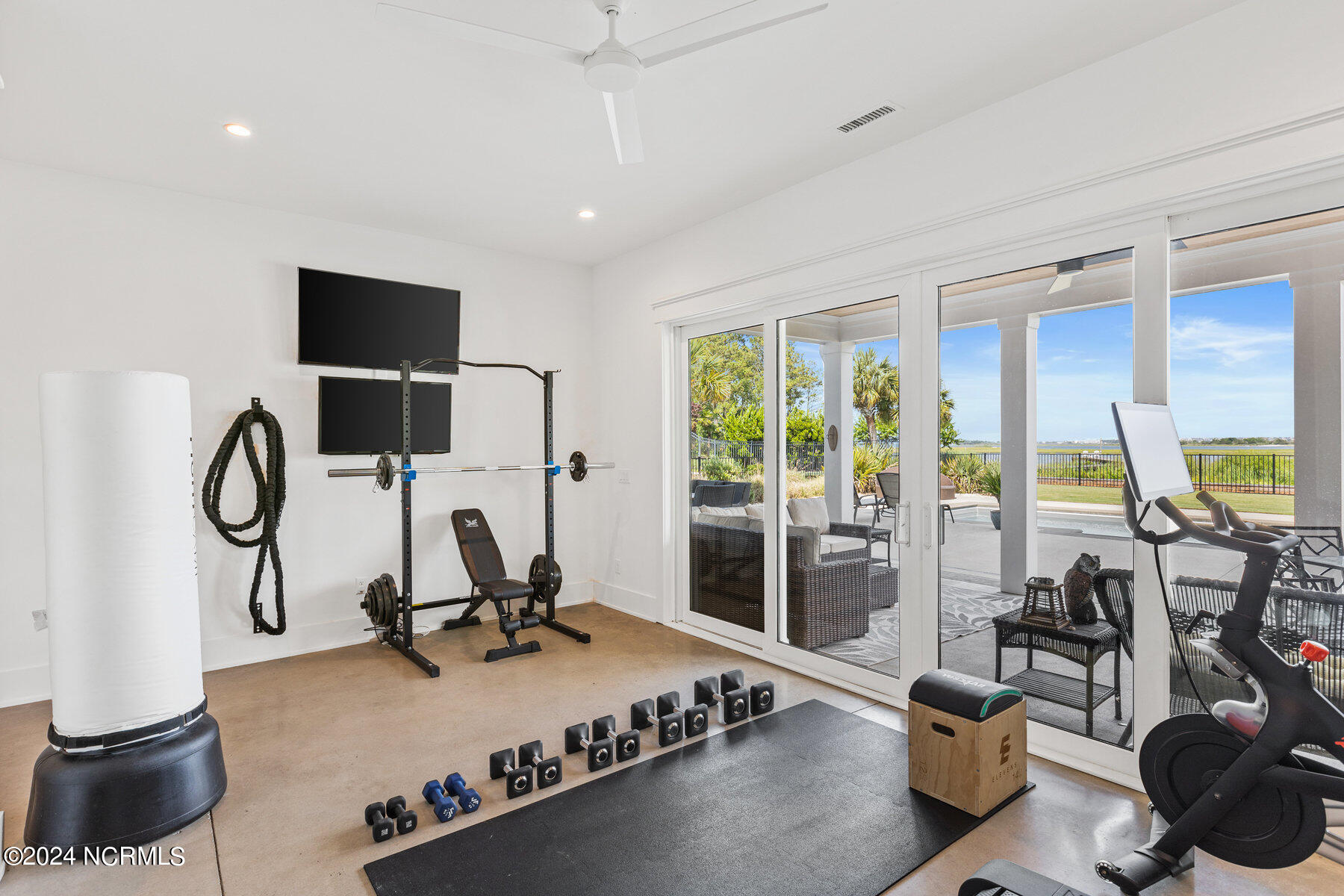 320 Ballast Point Road