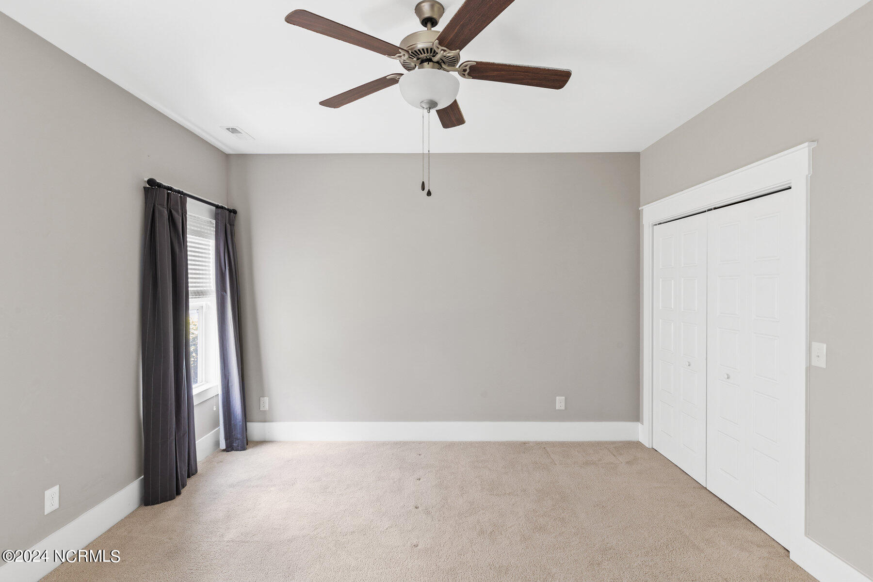 2245 Lakeside Circle