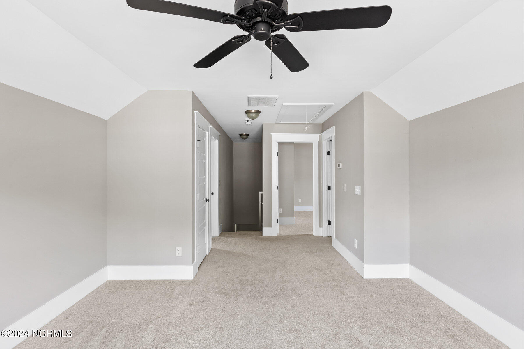 2245 Lakeside Circle