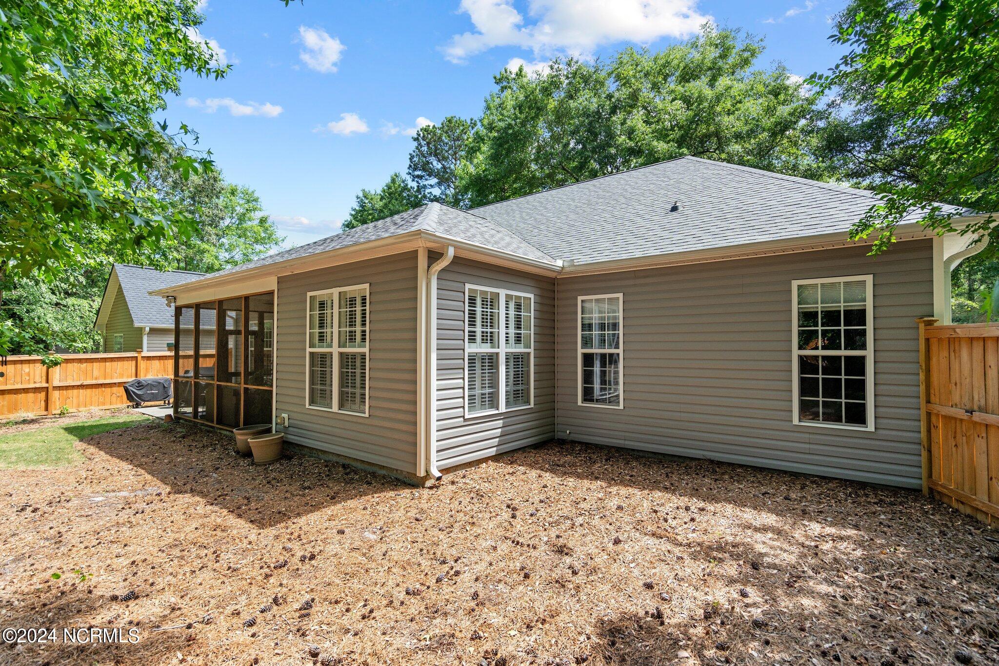 8862 Plantation Landing Drive