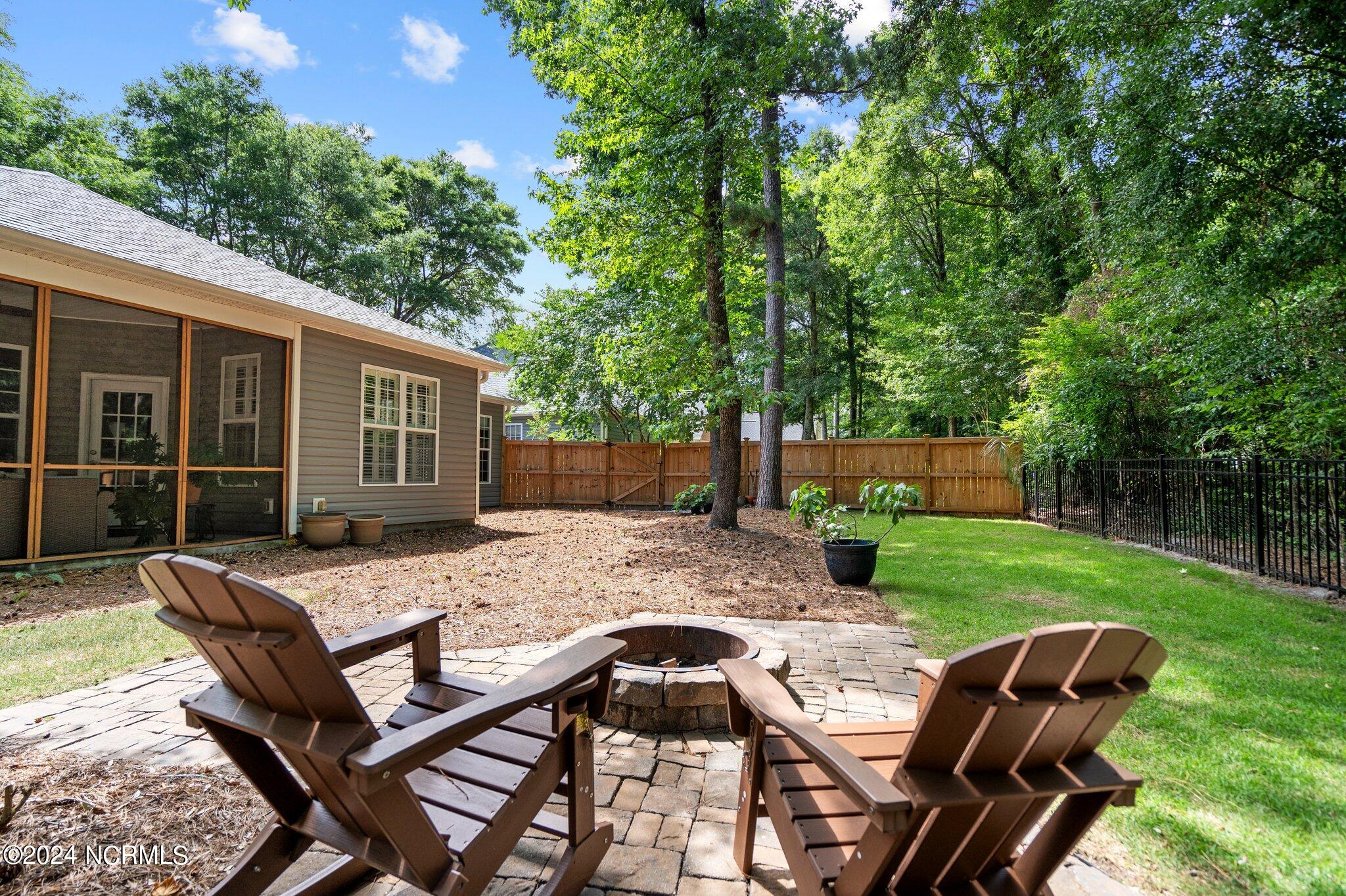 8862 Plantation Landing Drive