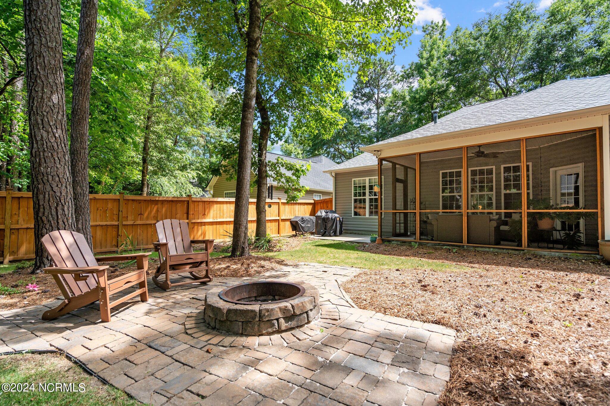 8862 Plantation Landing Drive