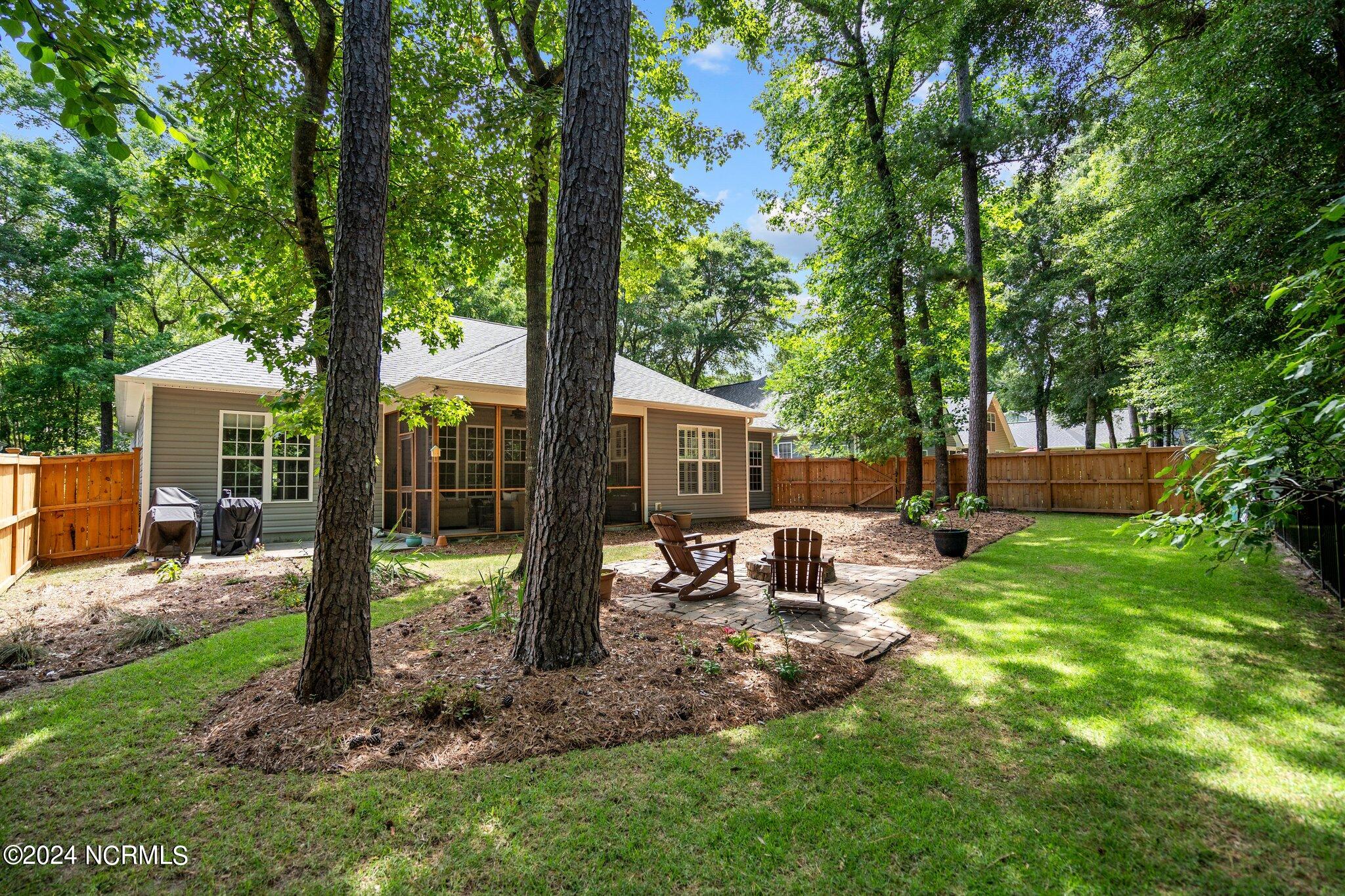 8862 Plantation Landing Drive