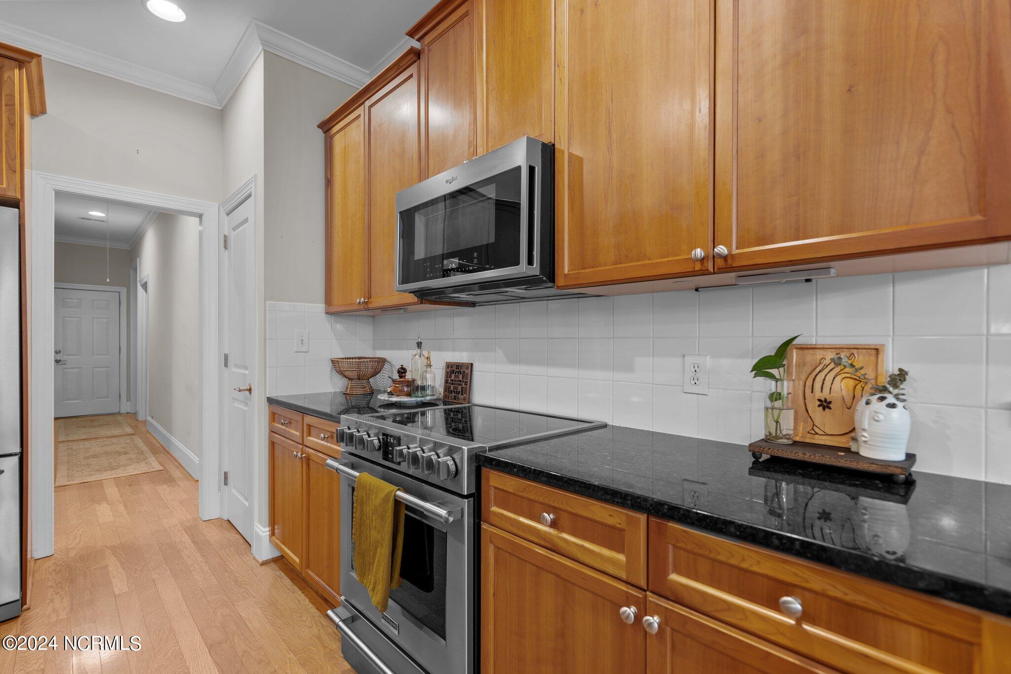 8862 Plantation Landing Drive