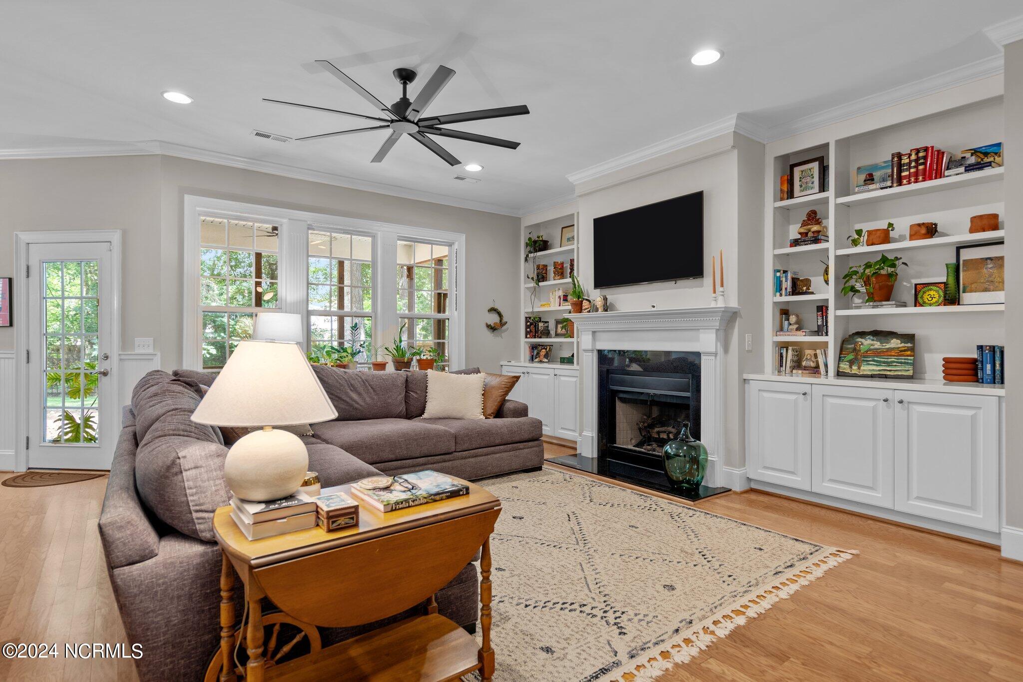 8862 Plantation Landing Drive