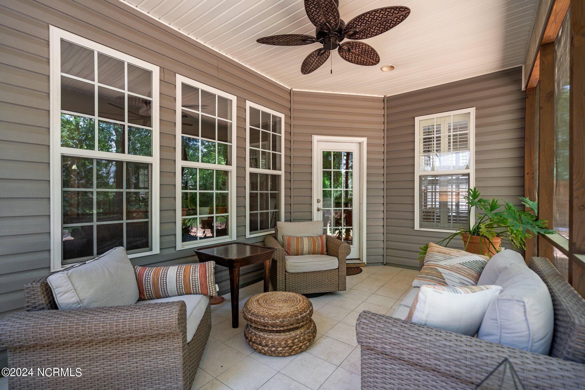 8862 Plantation Landing Drive