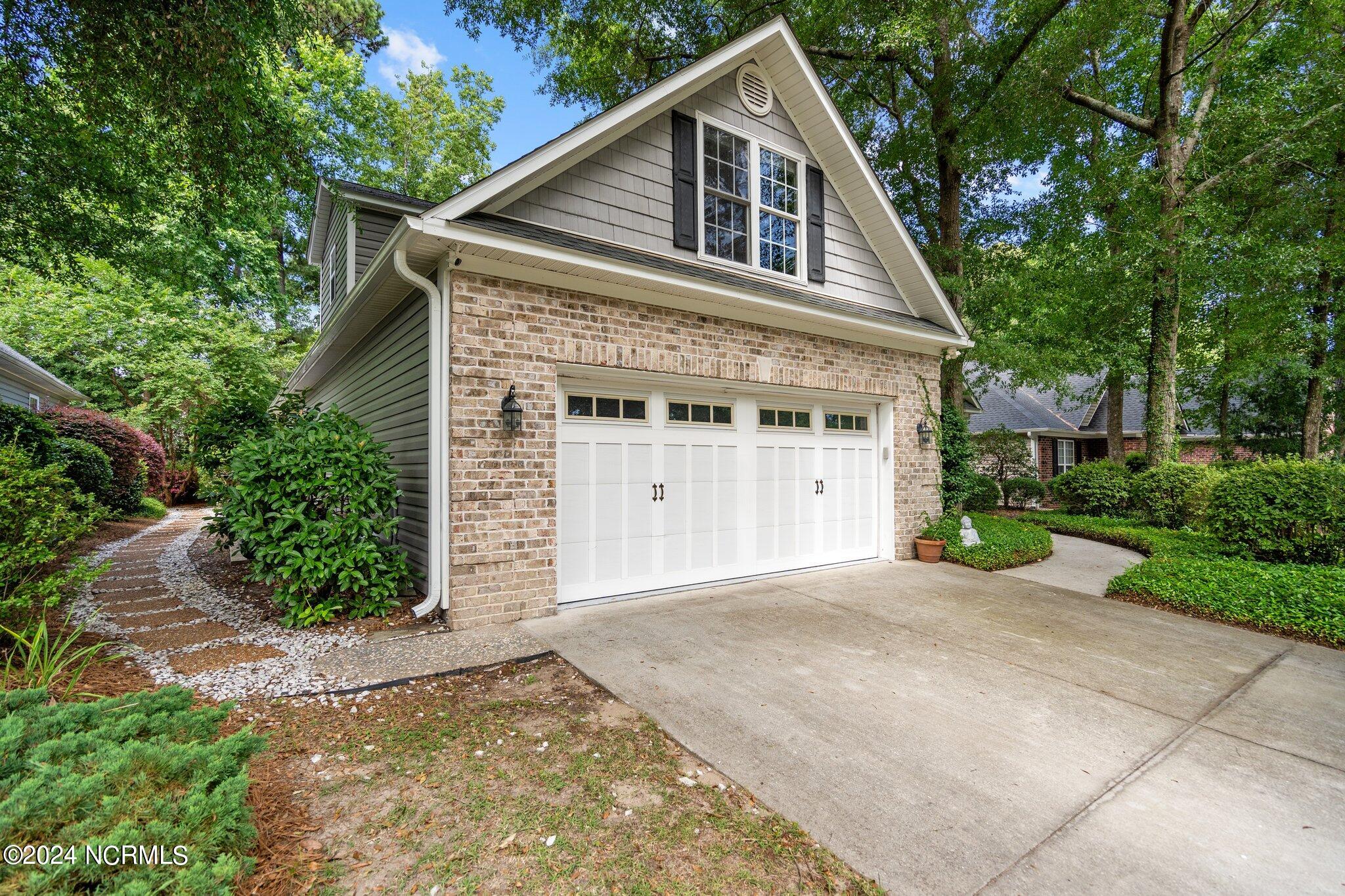 8862 Plantation Landing Drive