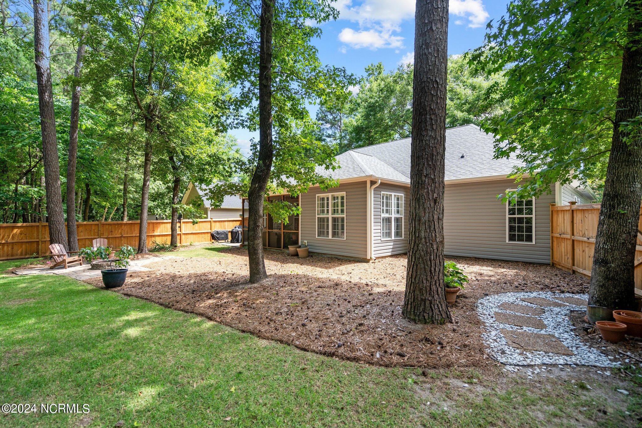 8862 Plantation Landing Drive