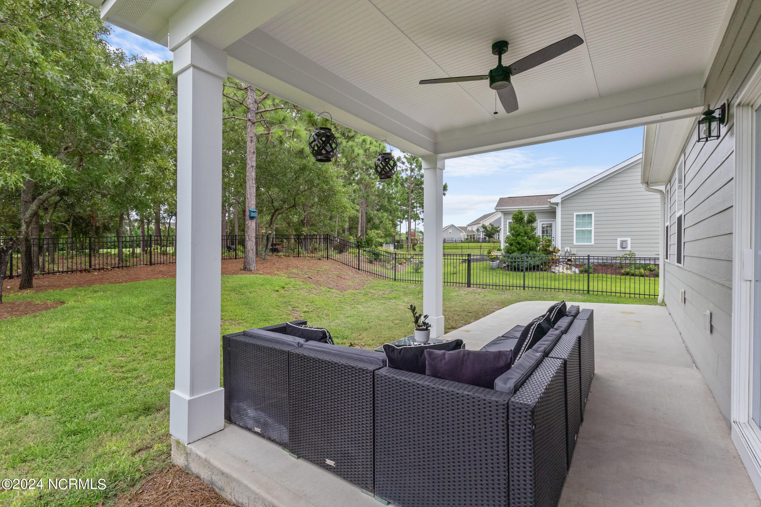 6103 Willow Glen Drive