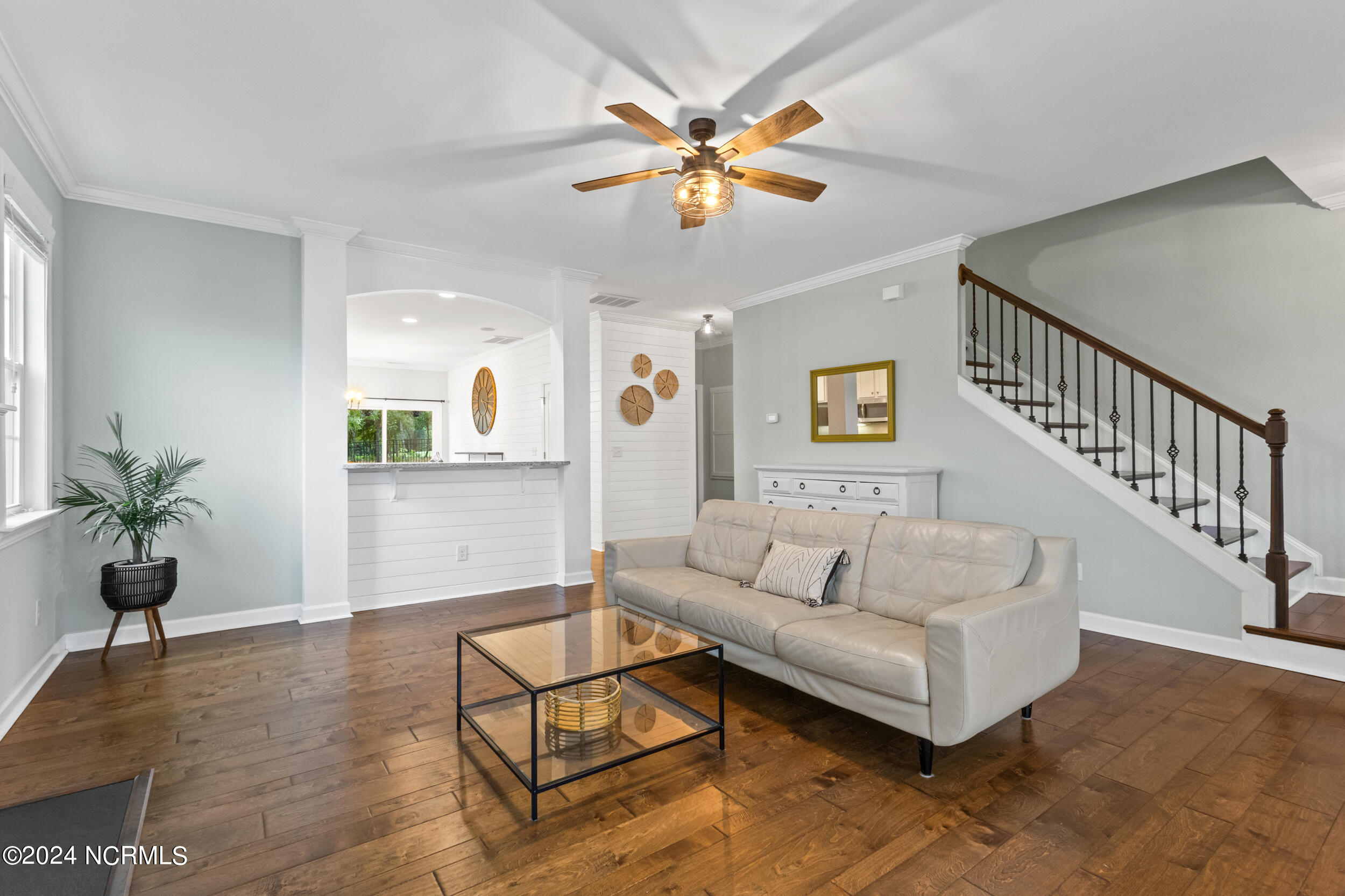 6103 Willow Glen Drive