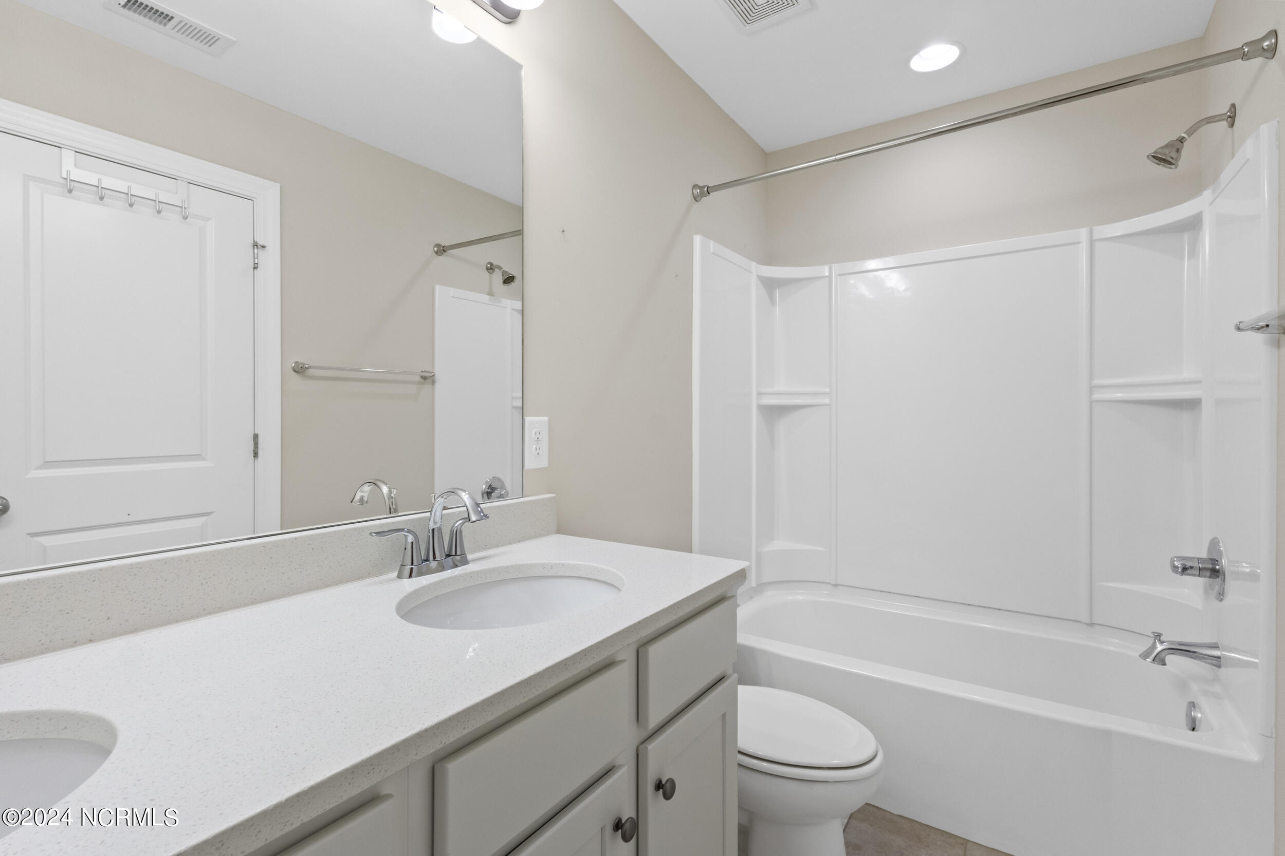 6103 Willow Glen Drive