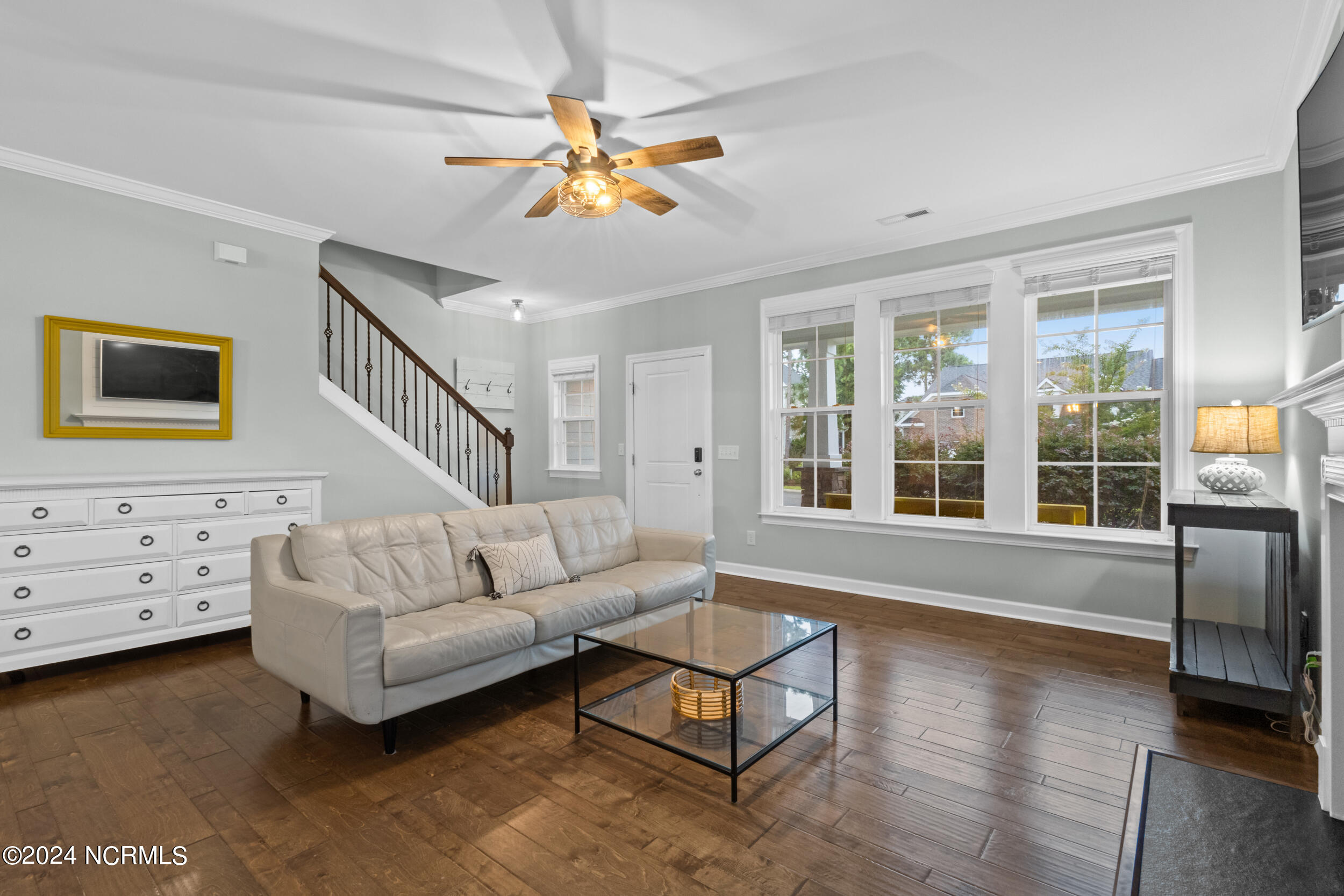 6103 Willow Glen Drive