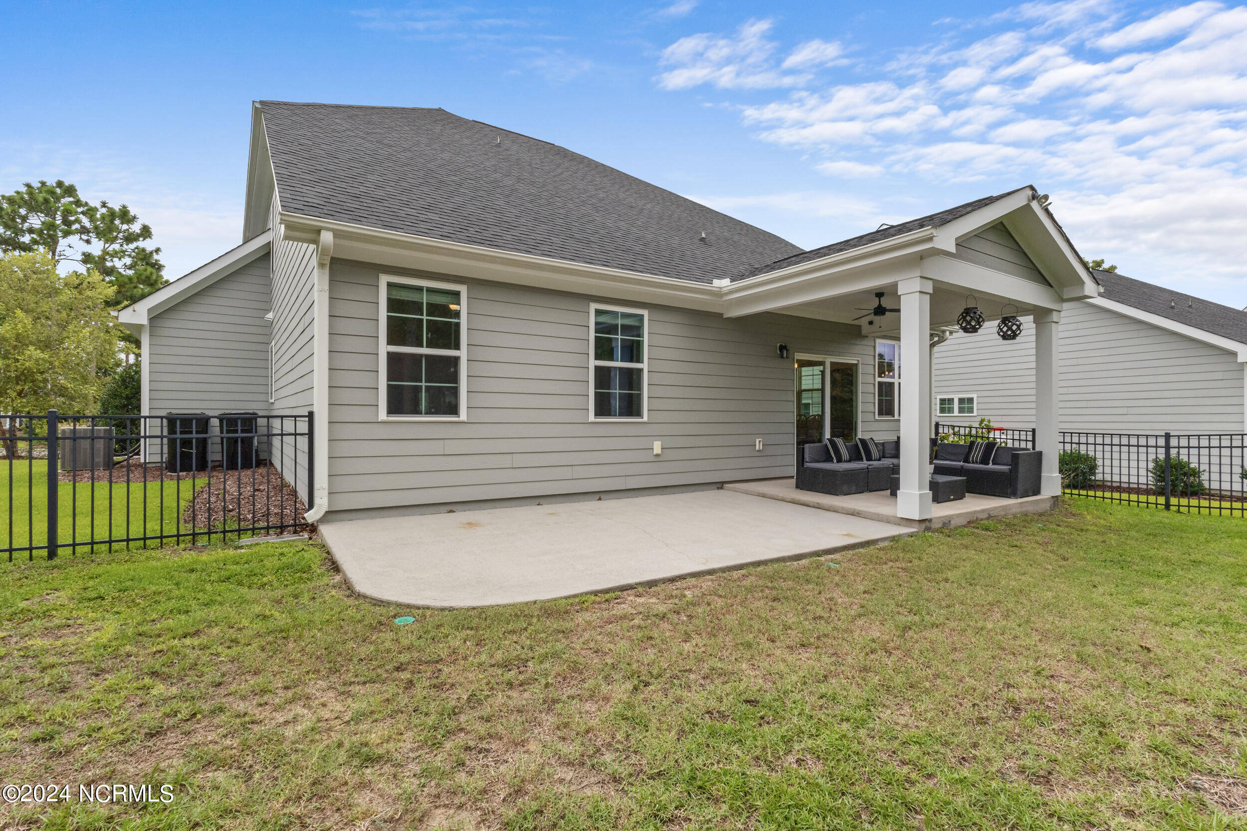 6103 Willow Glen Drive