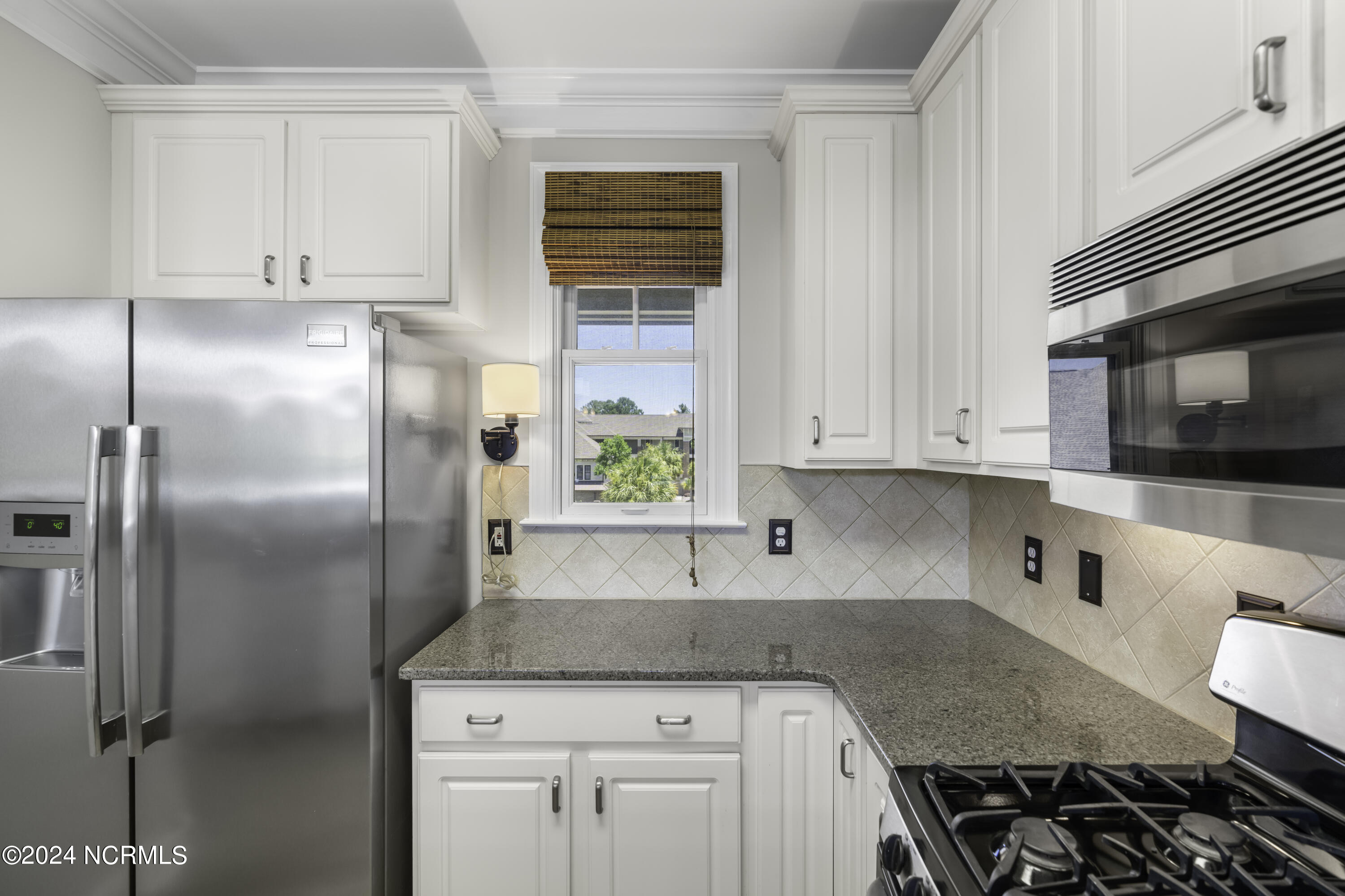 554 Grande Manor Court, 303