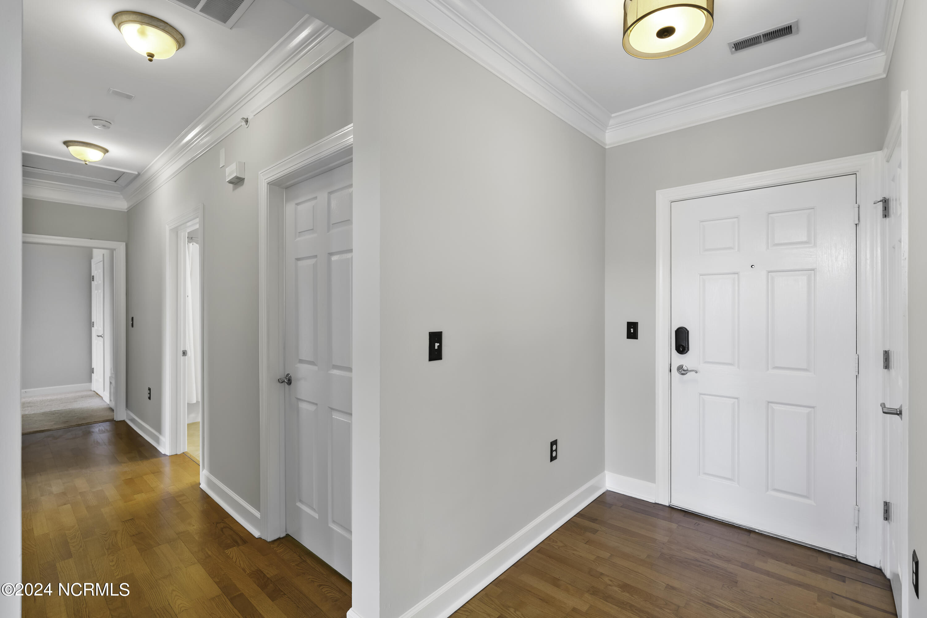 554 Grande Manor Court, 303