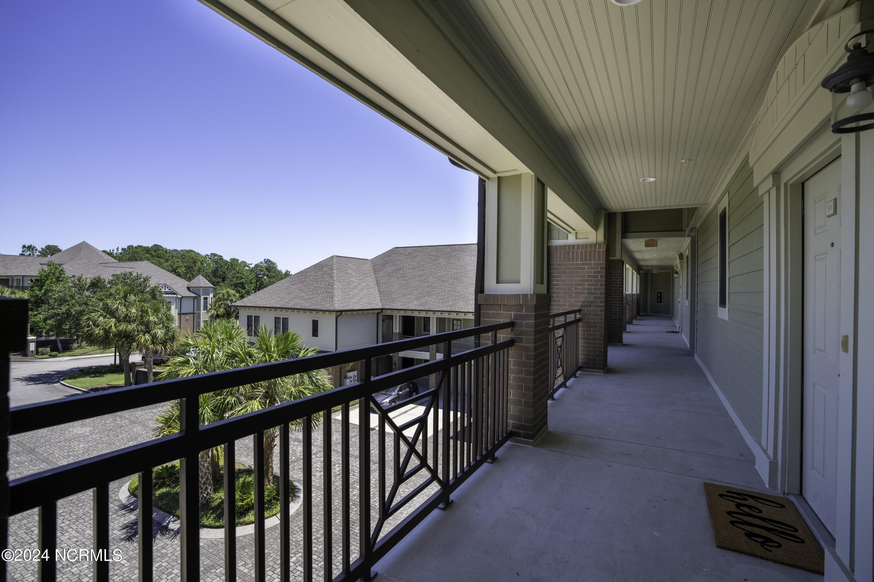 554 Grande Manor Court, 303