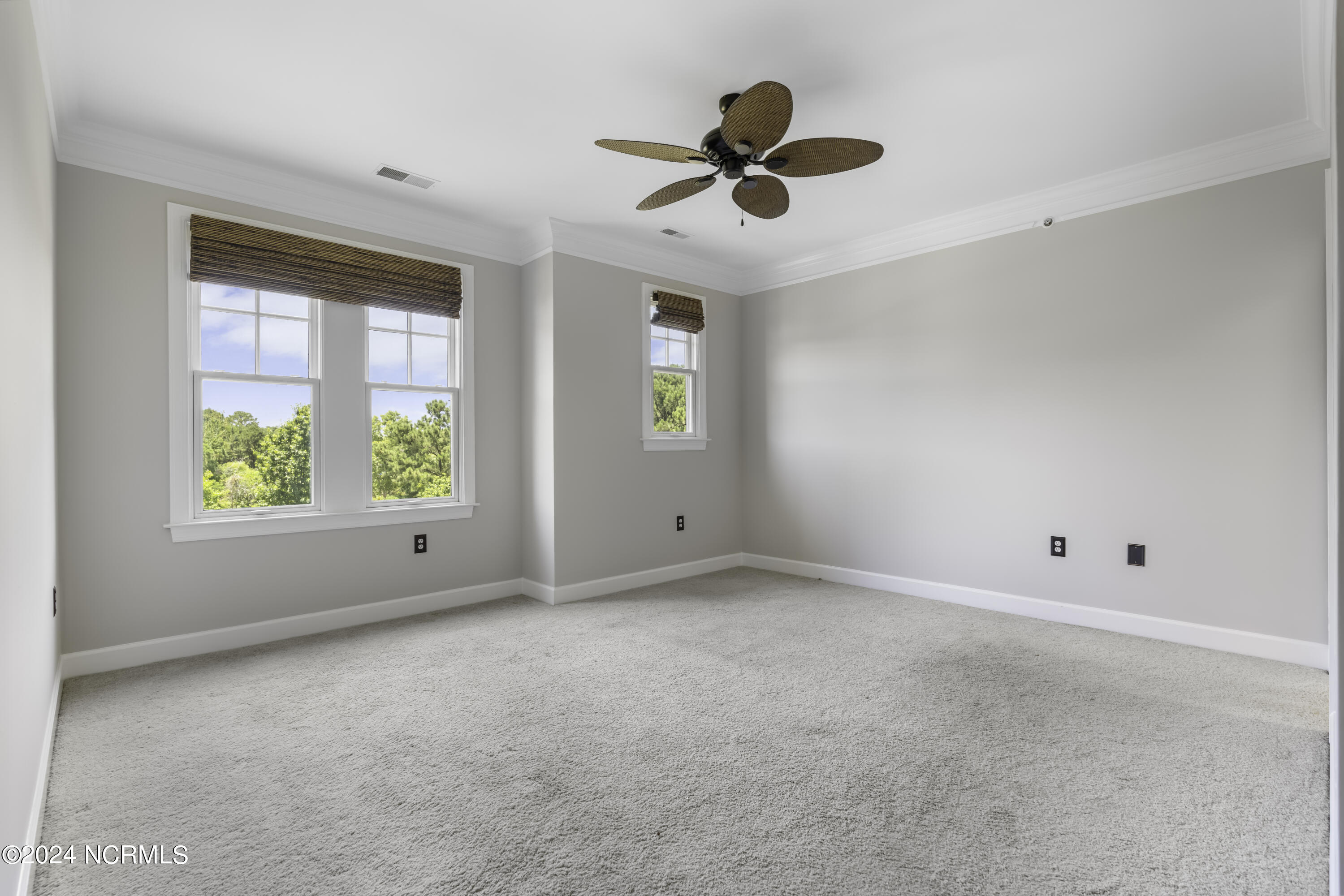 554 Grande Manor Court, 303