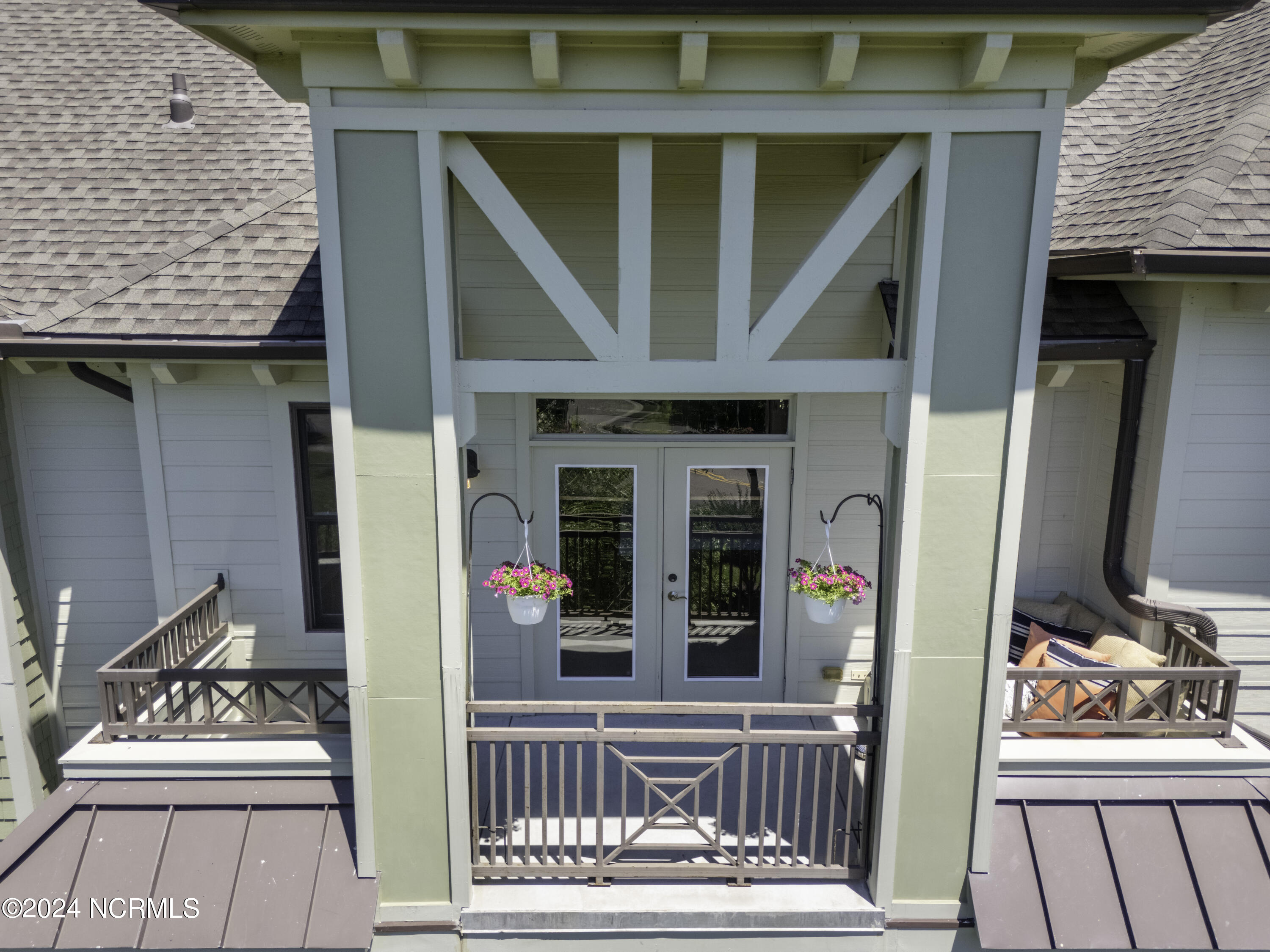 554 Grande Manor Court, 303