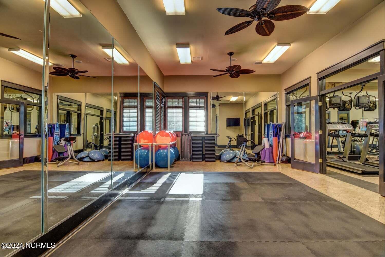 554 Grande Manor Court, 303