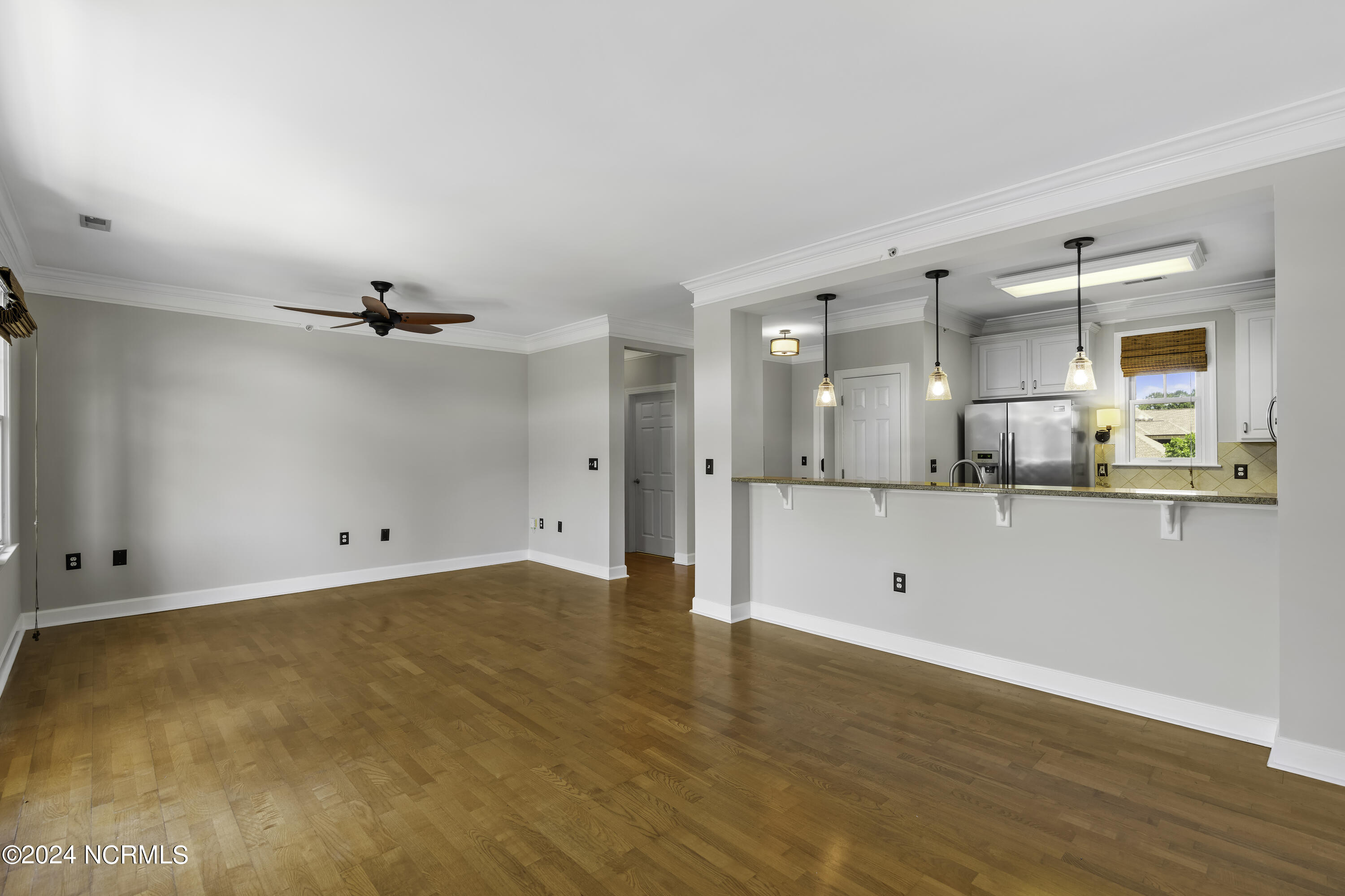 554 Grande Manor Court, 303