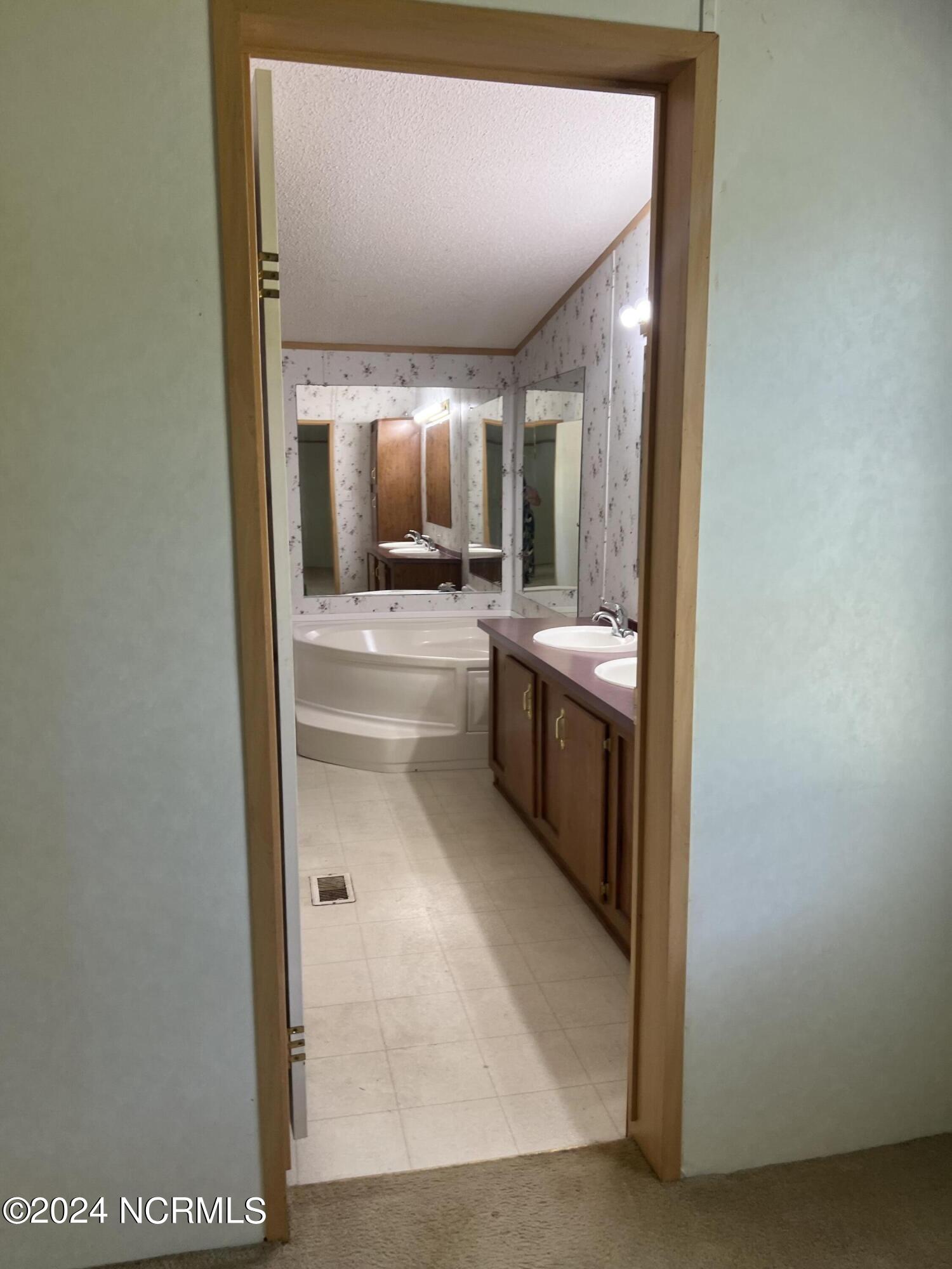 41 Rooster Tail Trail