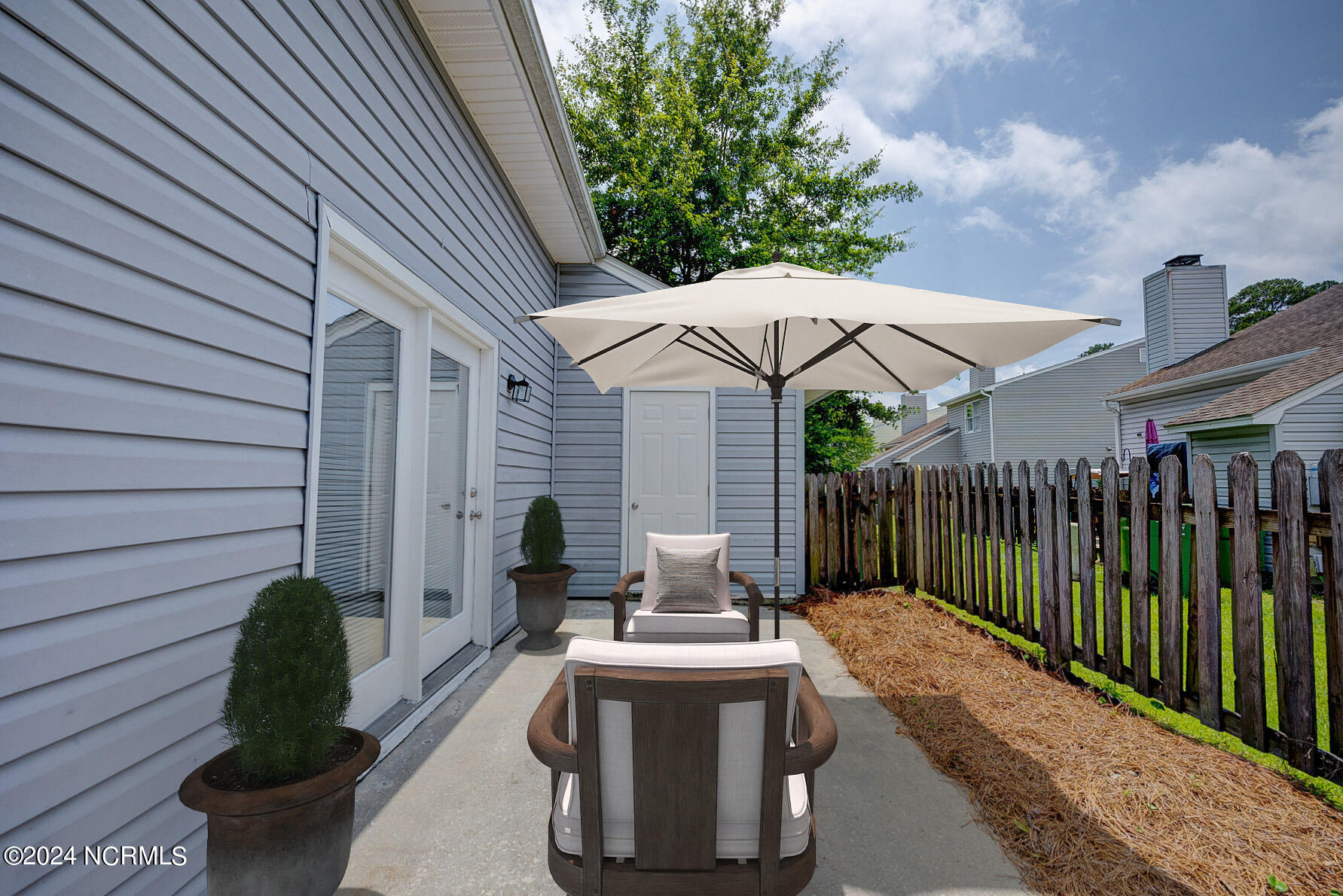 152 Lullwater Drive Unit B