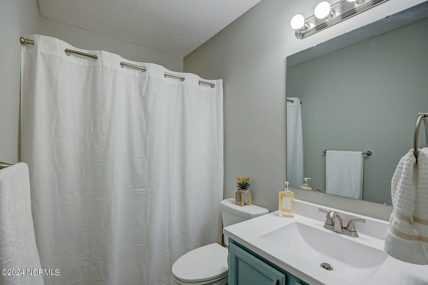 152 Lullwater Drive Unit B