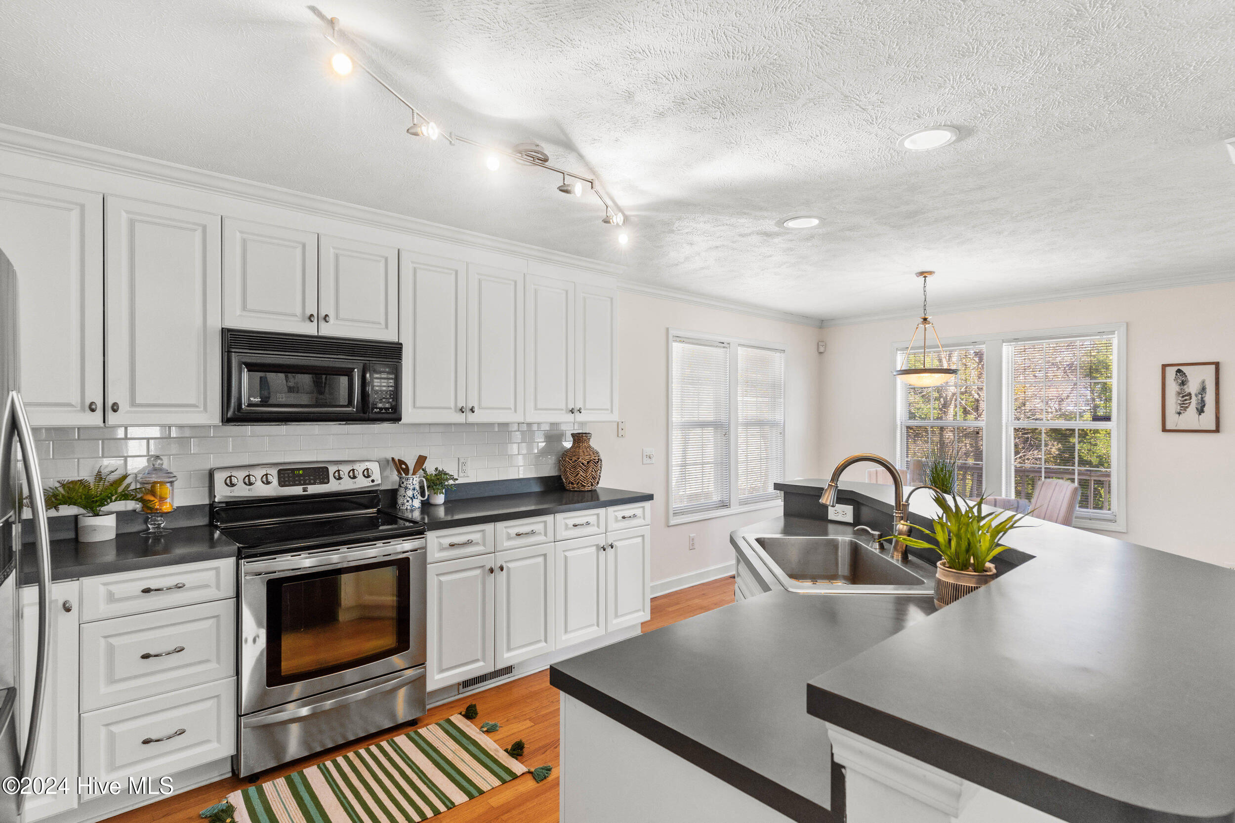 200 Seafarer Drive