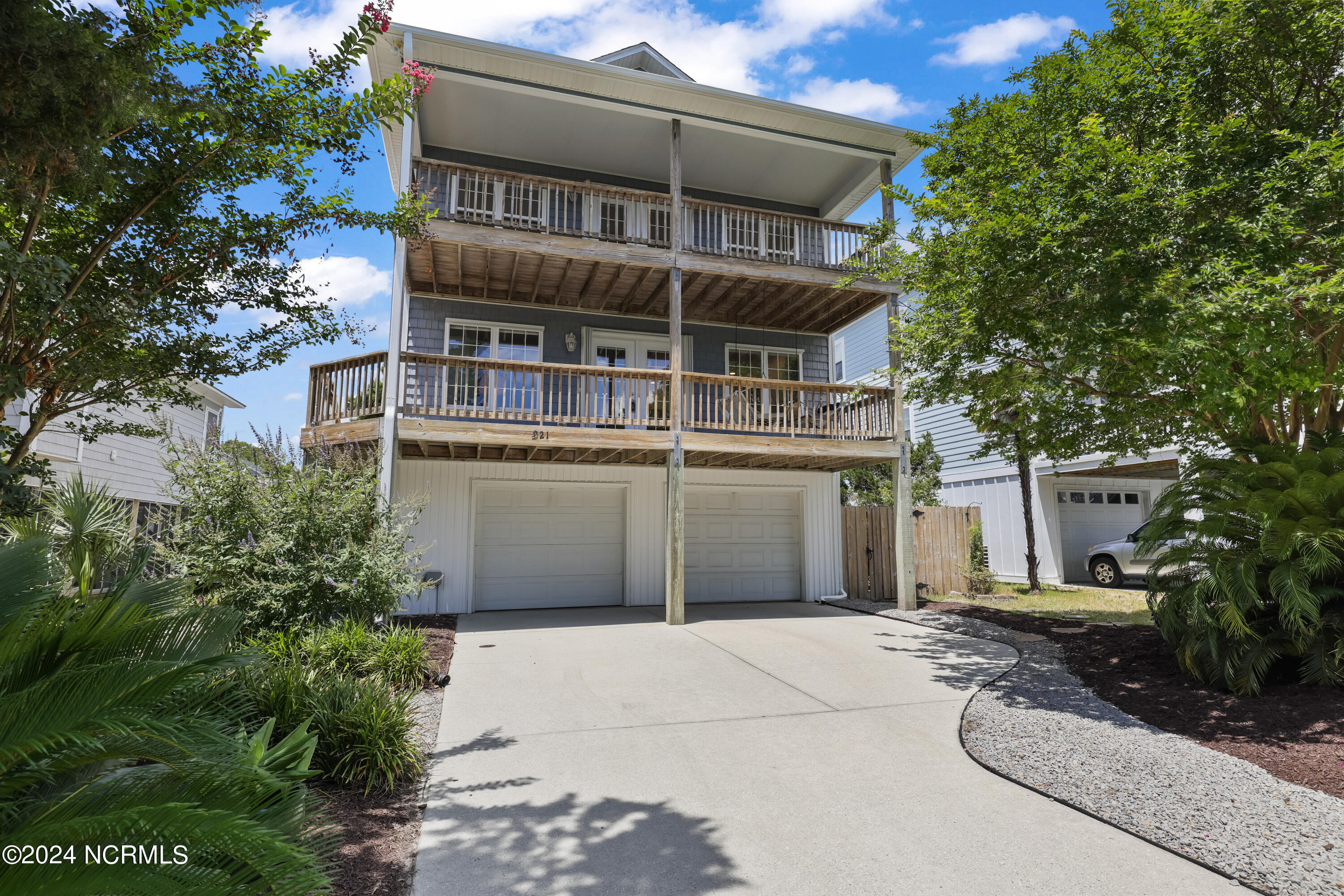 921 Oceanward Lane
