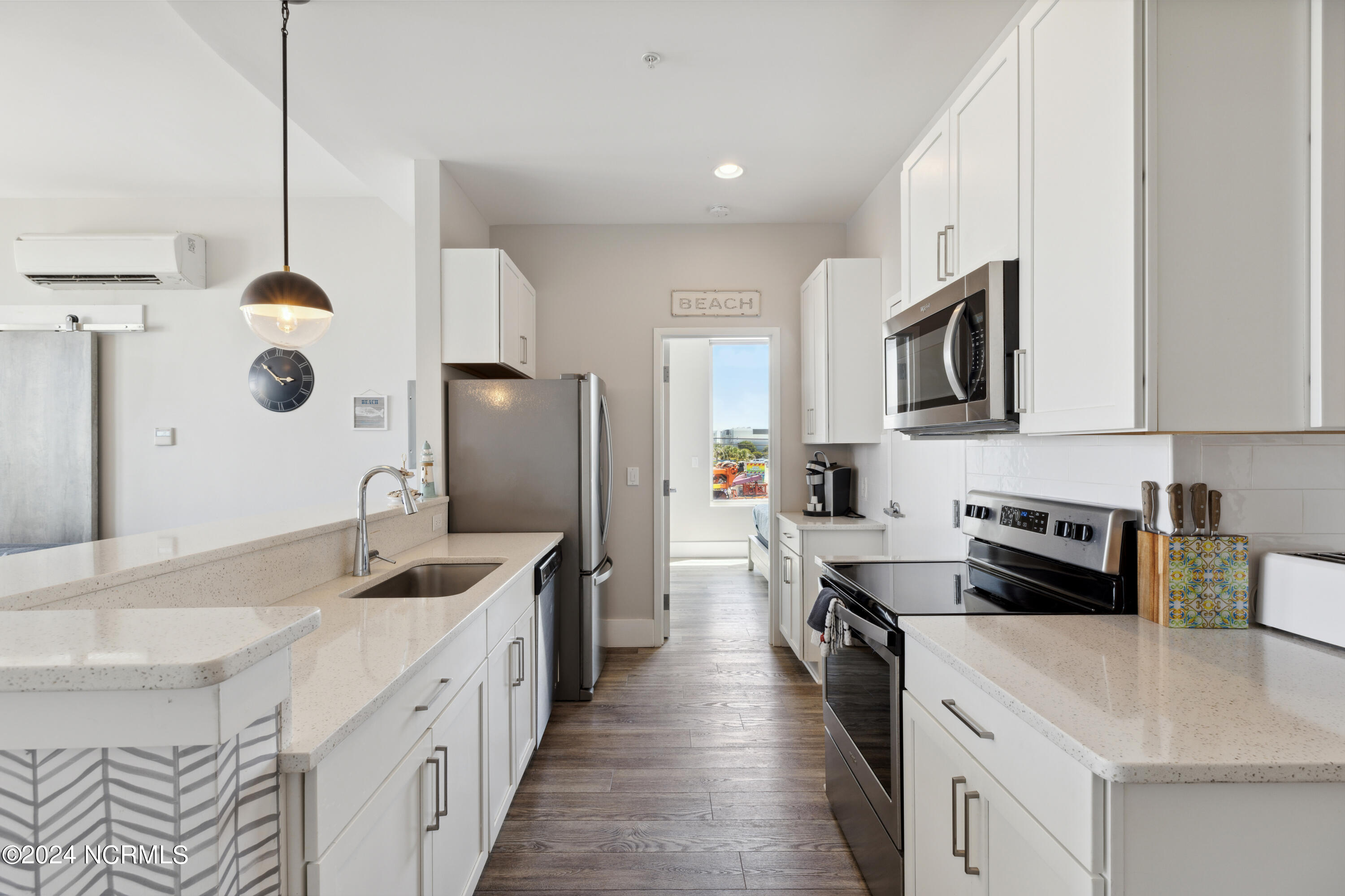 102 Cape Fear Boulevard, 204