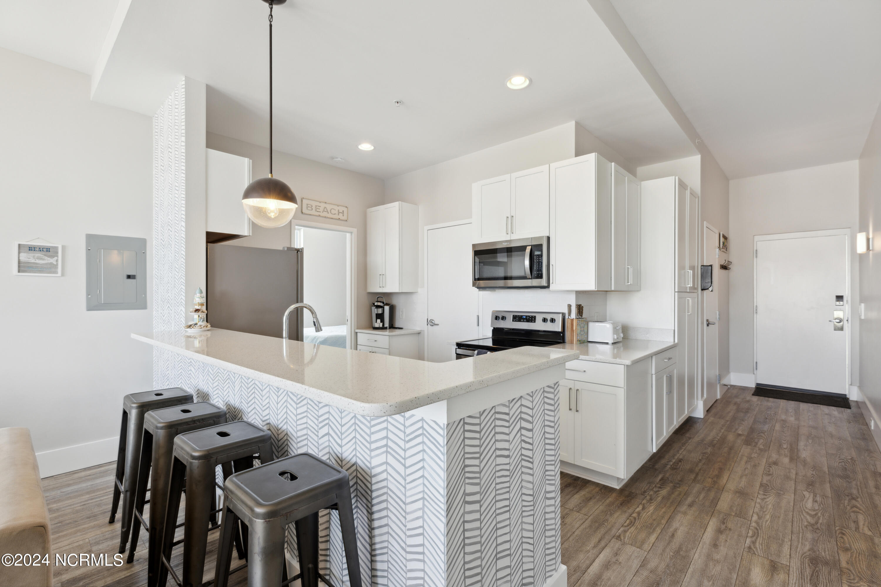 102 Cape Fear Boulevard, 204