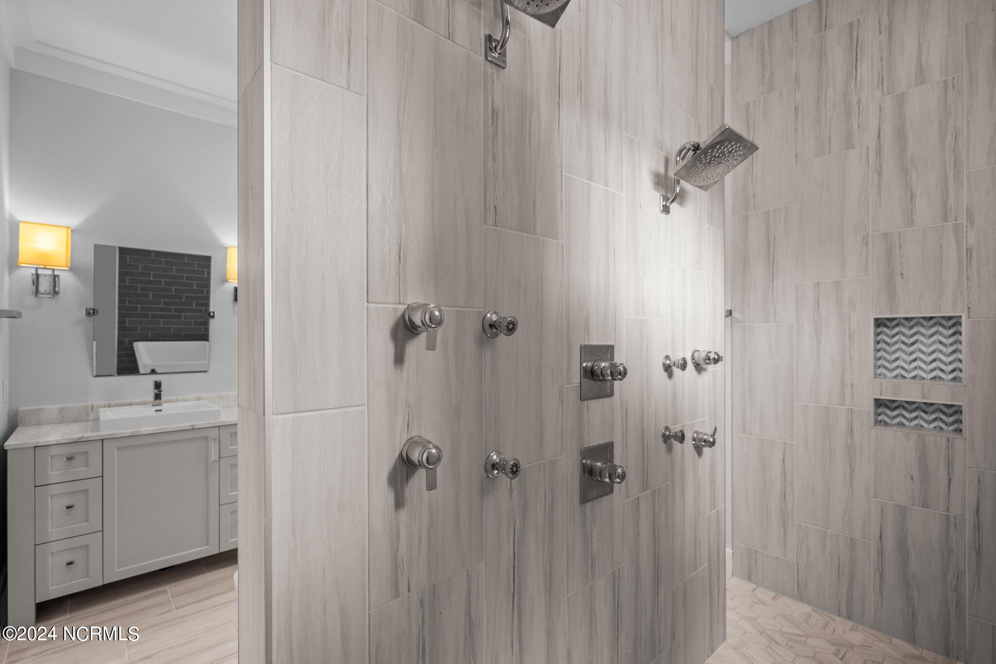 1300 Tidalwalk Drive