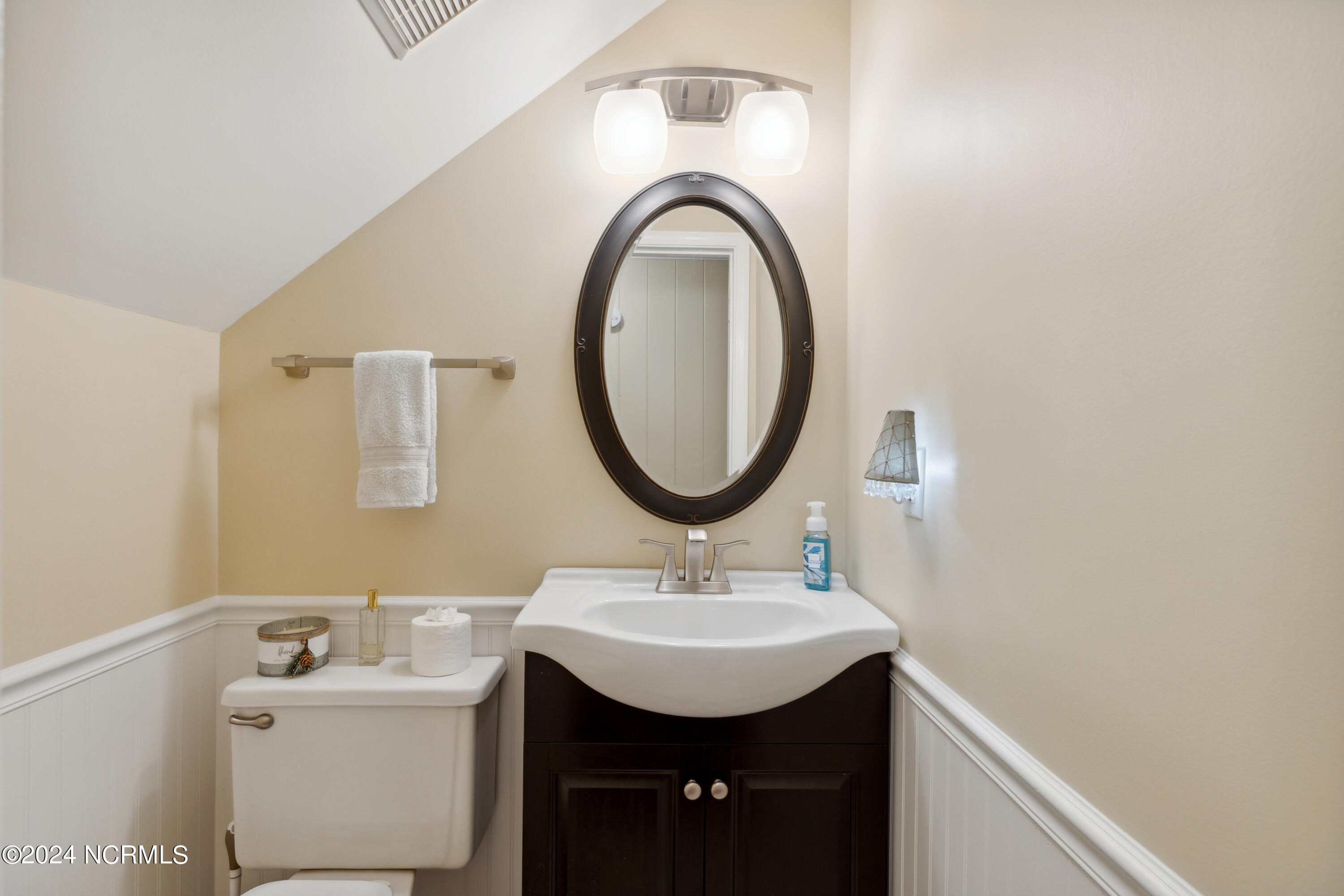 10176 S Olde Towne Wynd SE