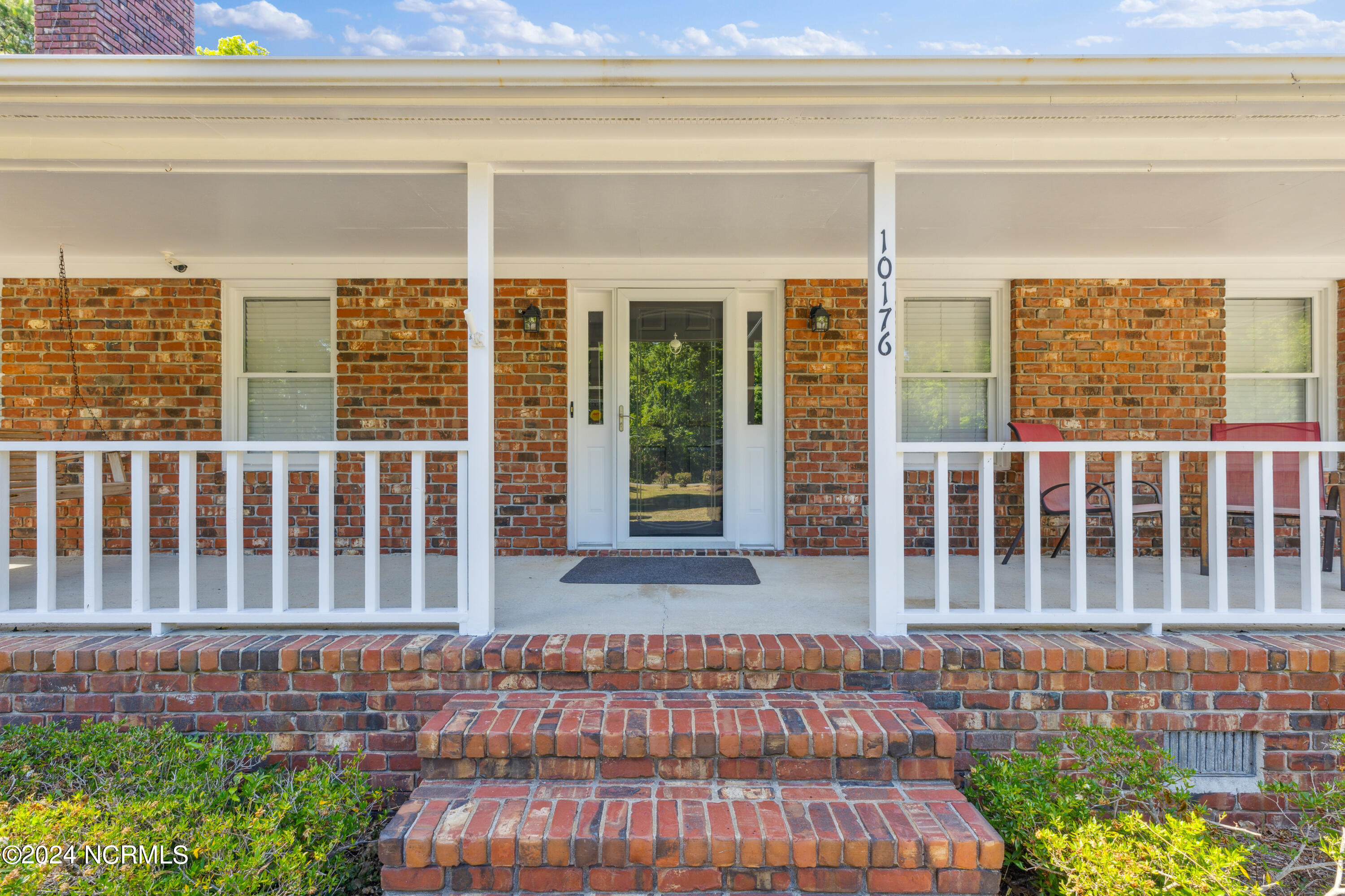 10176 S Olde Towne Wynd SE