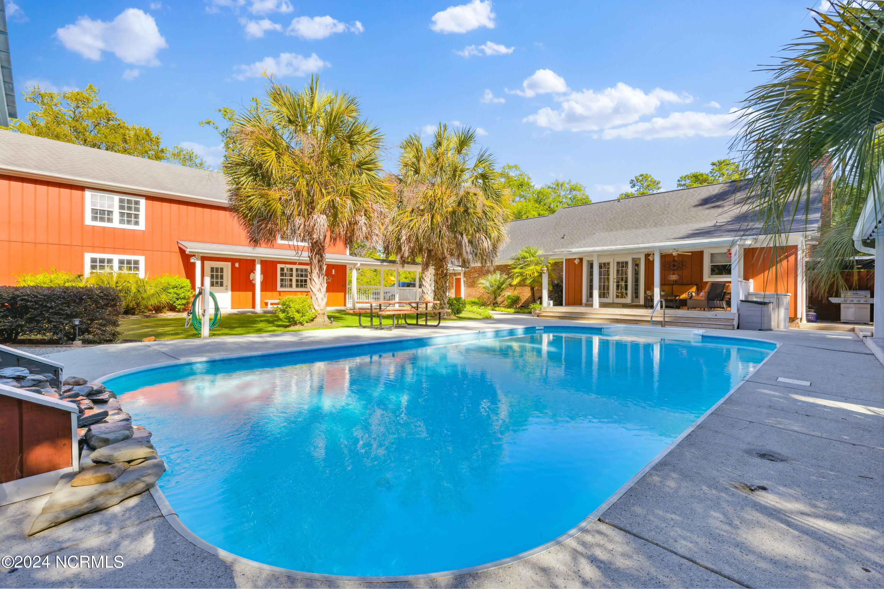 10176 S Olde Towne Wynd SE