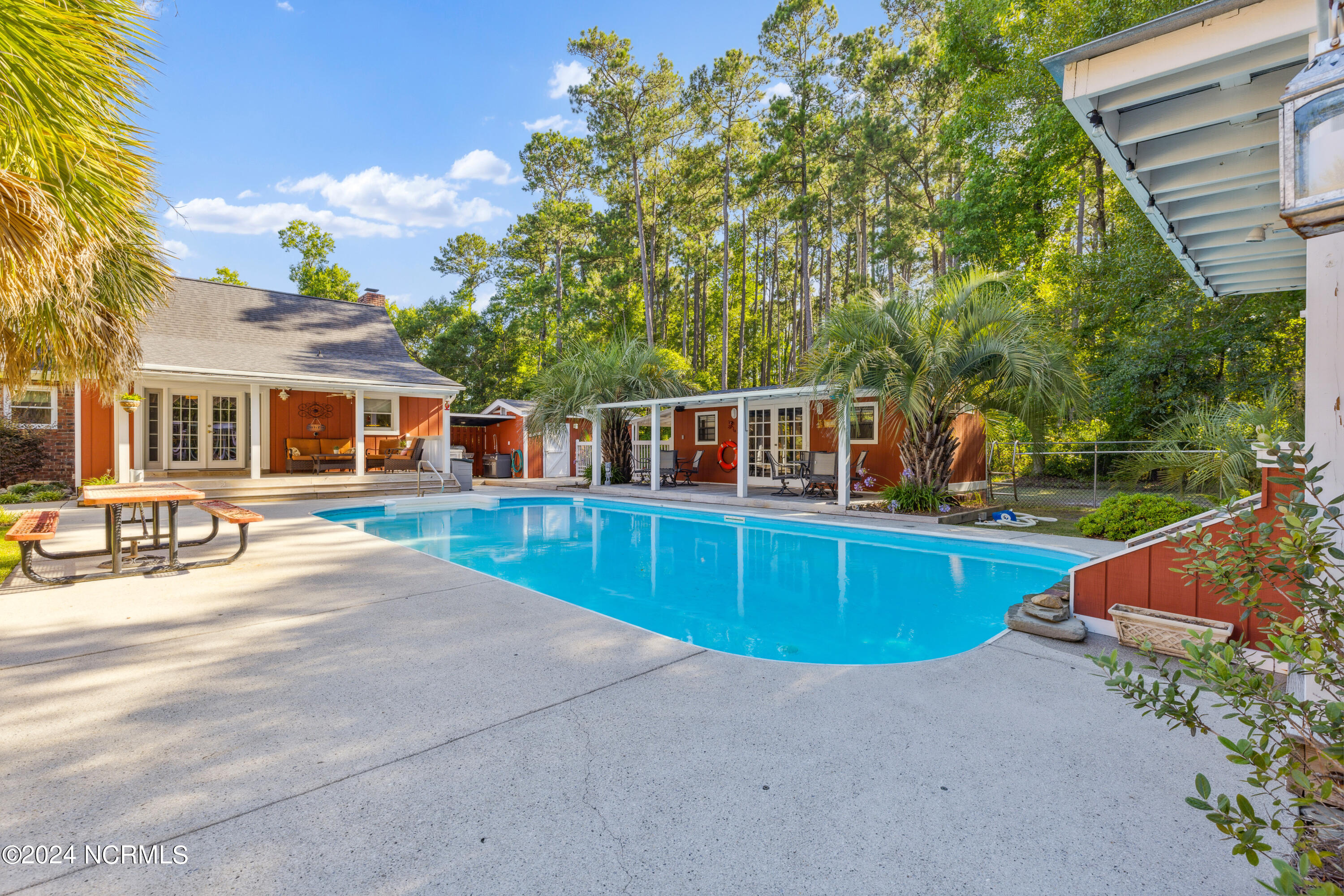 10176 S Olde Towne Wynd SE