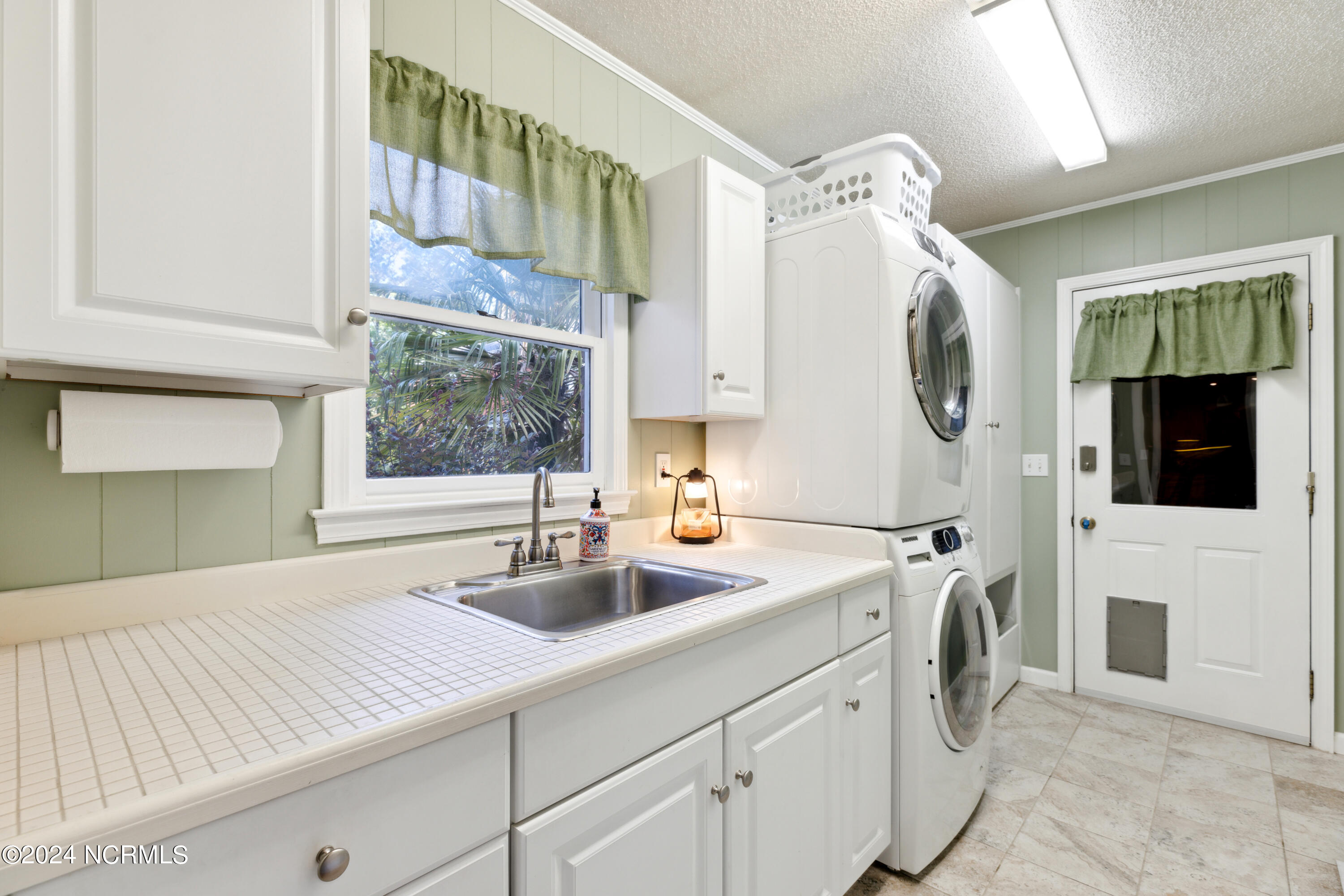 10176 S Olde Towne Wynd SE