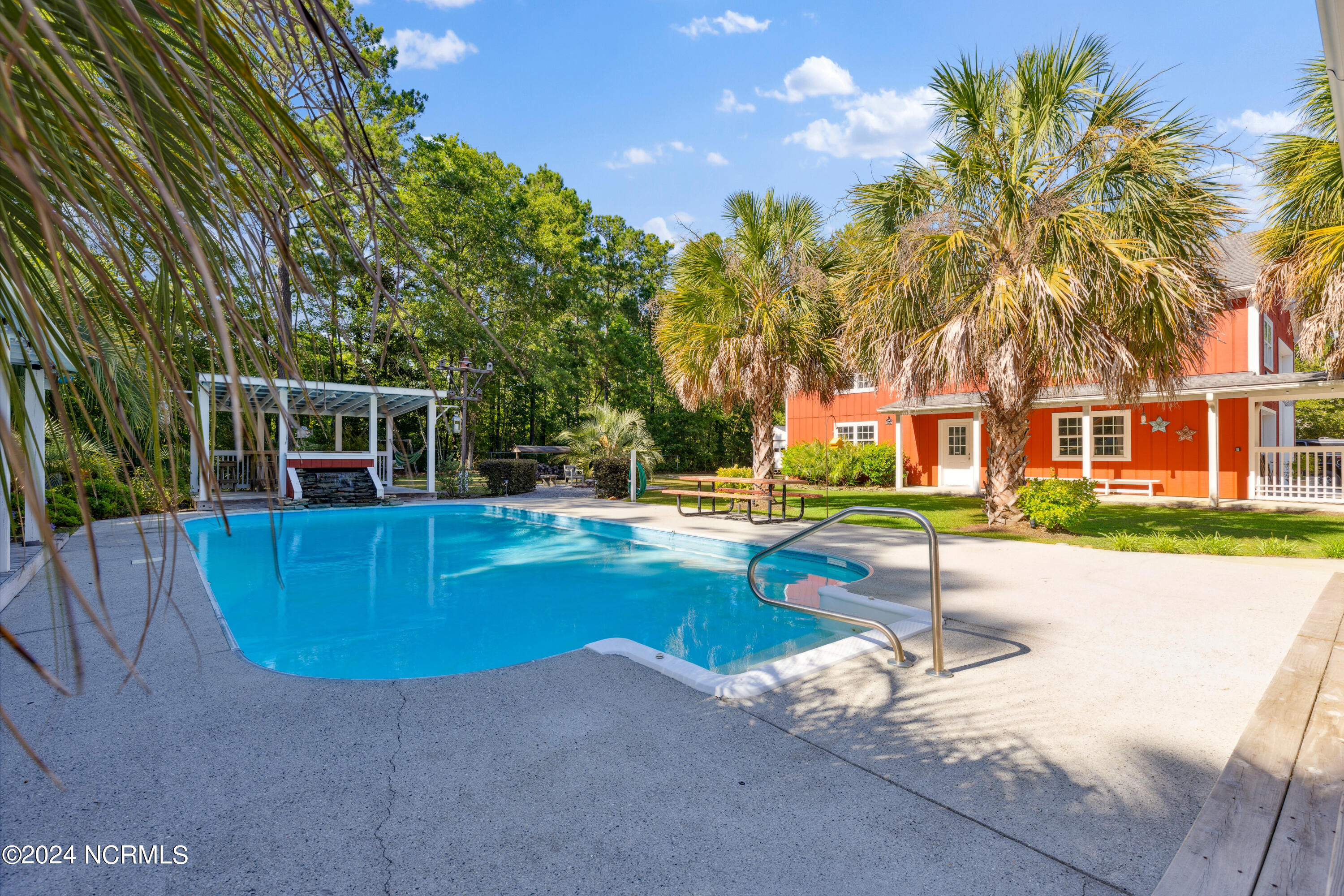 10176 S Olde Towne Wynd SE