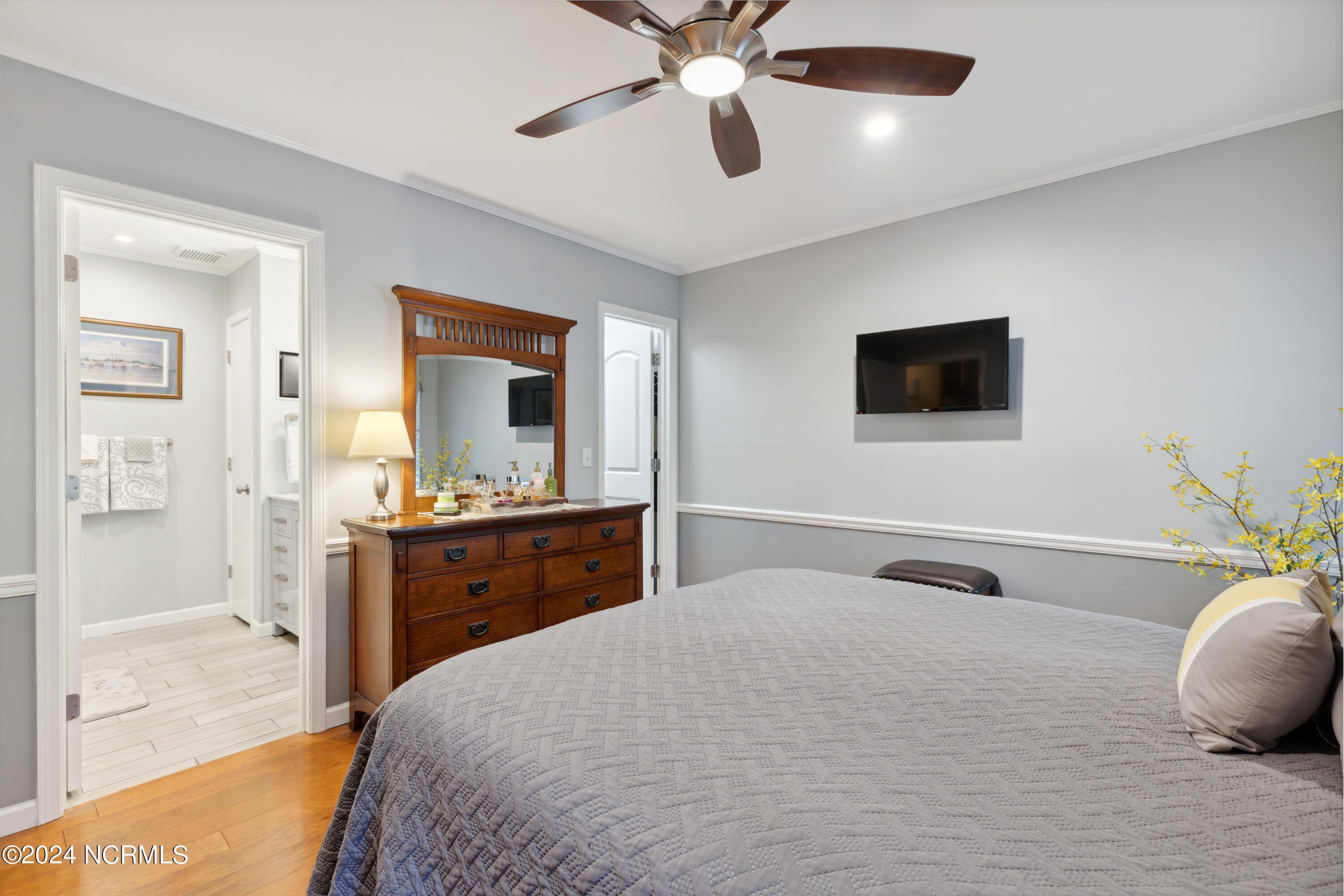 10176 S Olde Towne Wynd SE