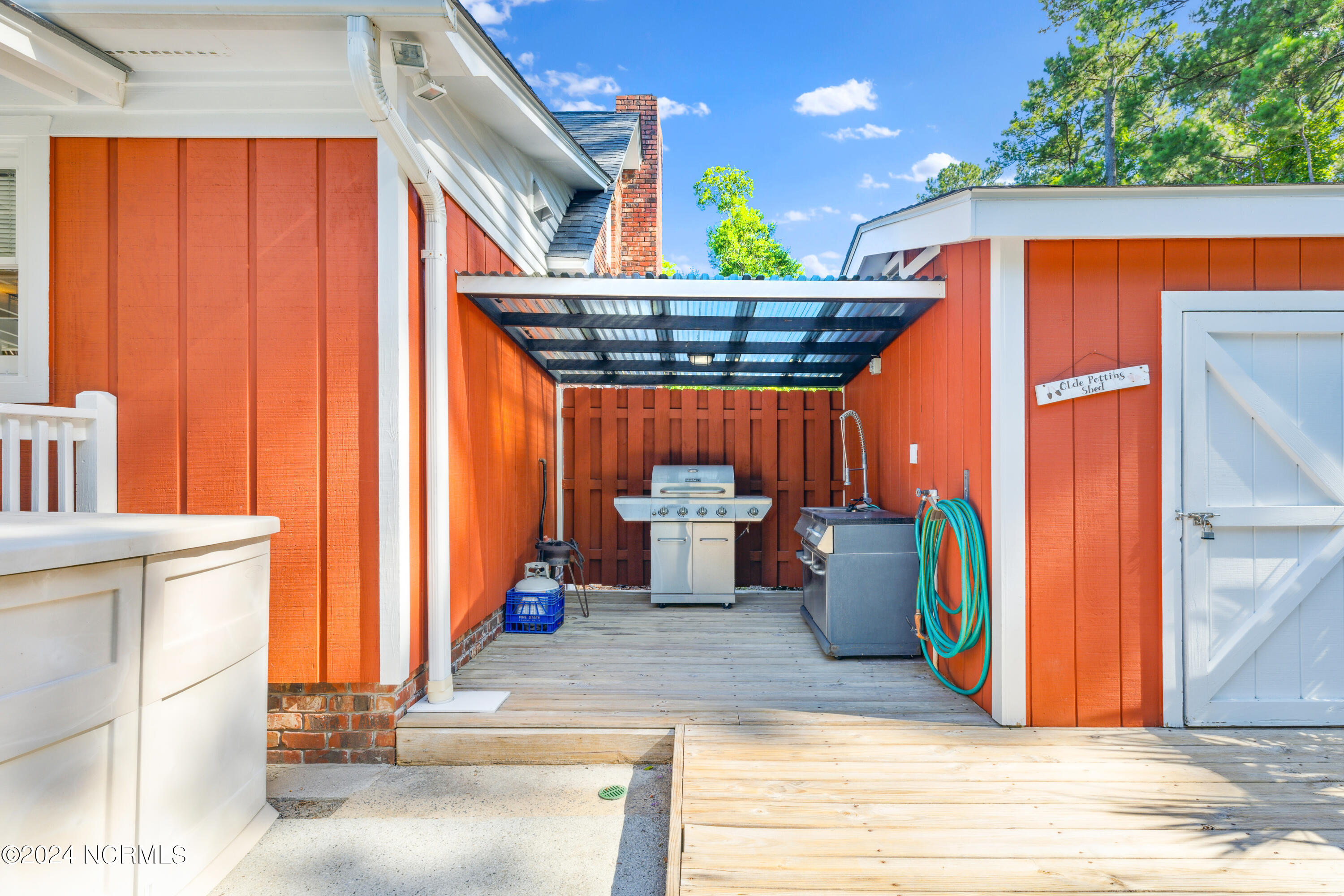 10176 S Olde Towne Wynd SE