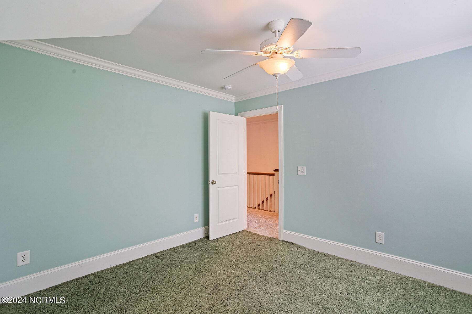 8914 Breadon Court