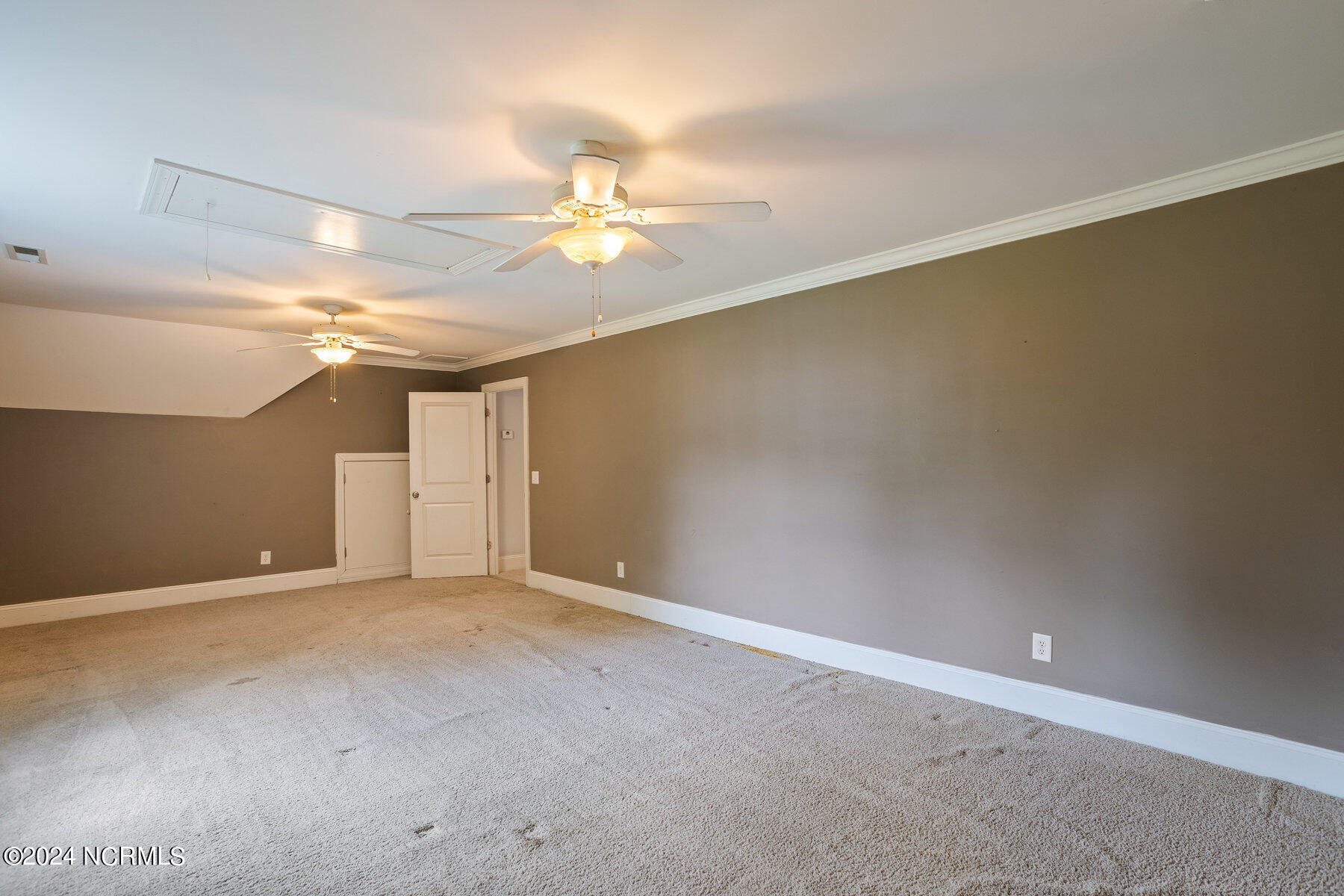 8914 Breadon Court