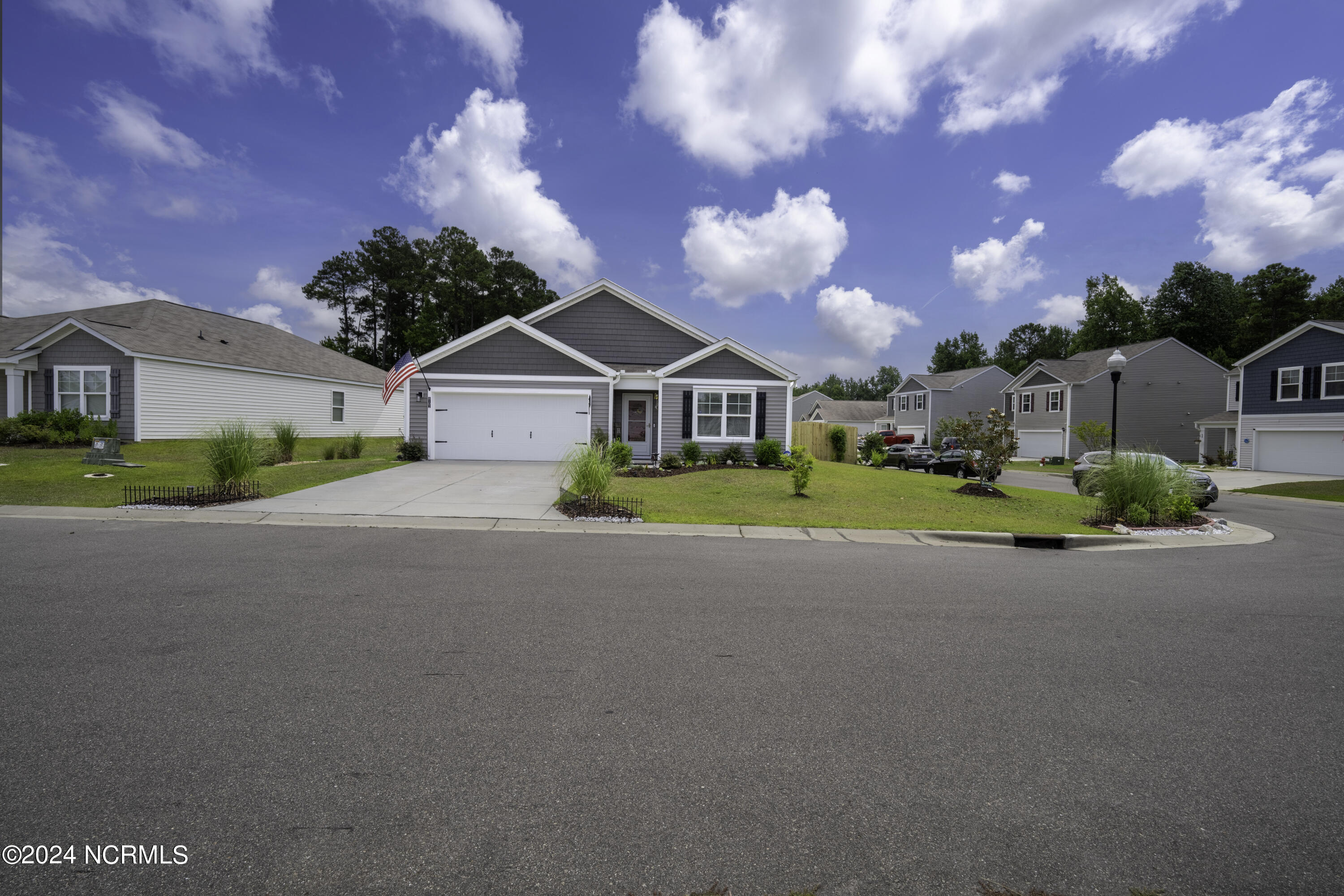 8102 Thatcher Lane NE