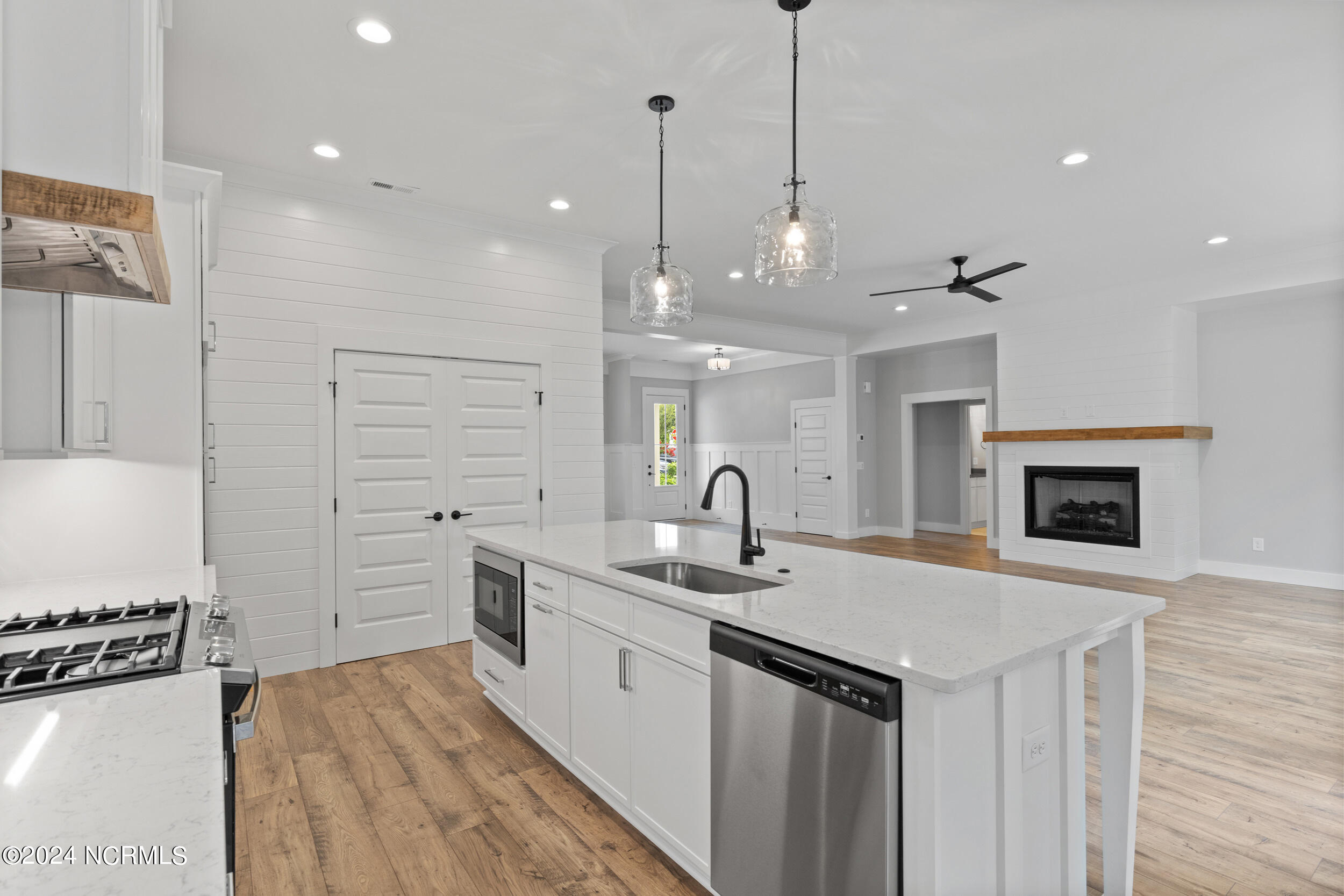 6103 Turtlewood Drive