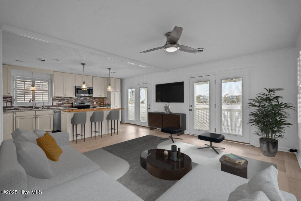 909 Canal Drive