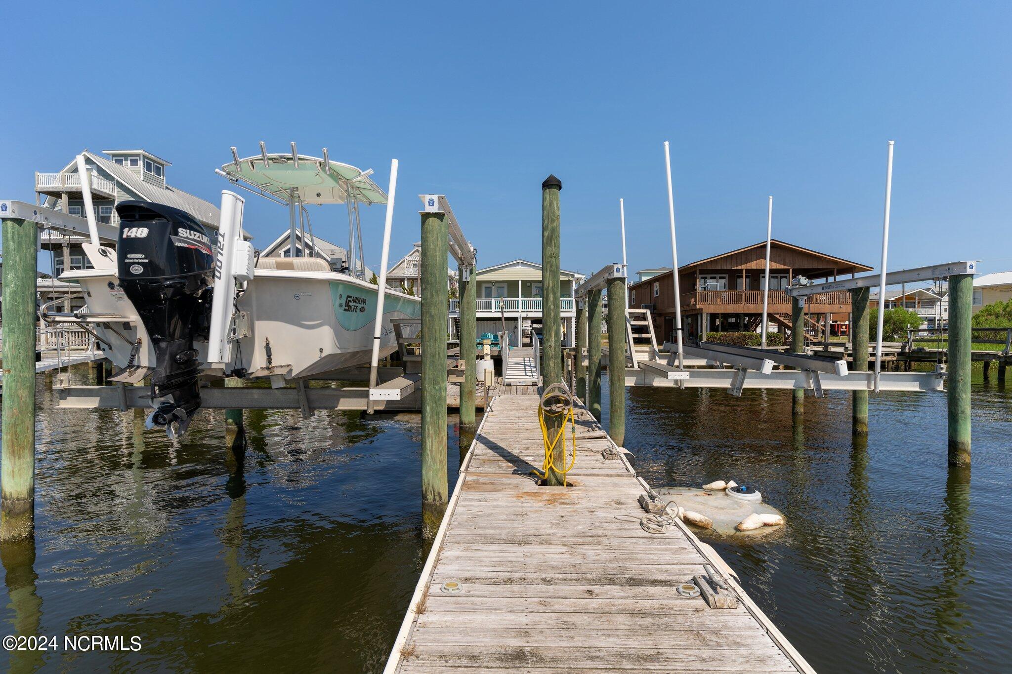 909 Canal Drive