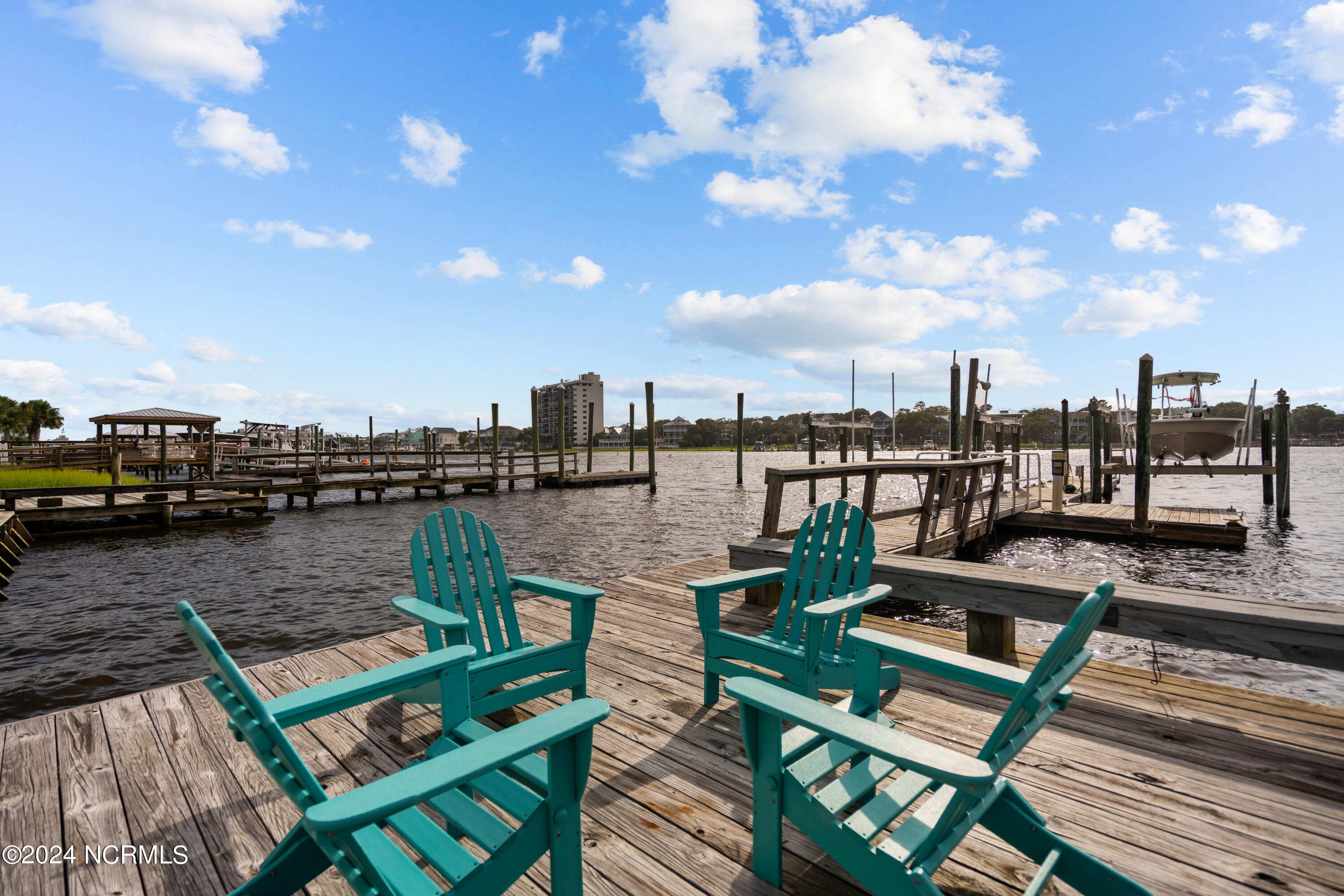909 Canal Drive